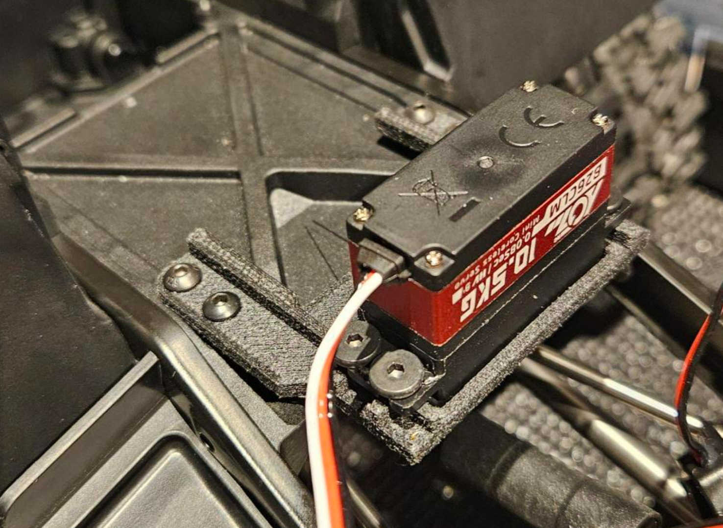 Vanquish Phoenix servo mount for B26CLM