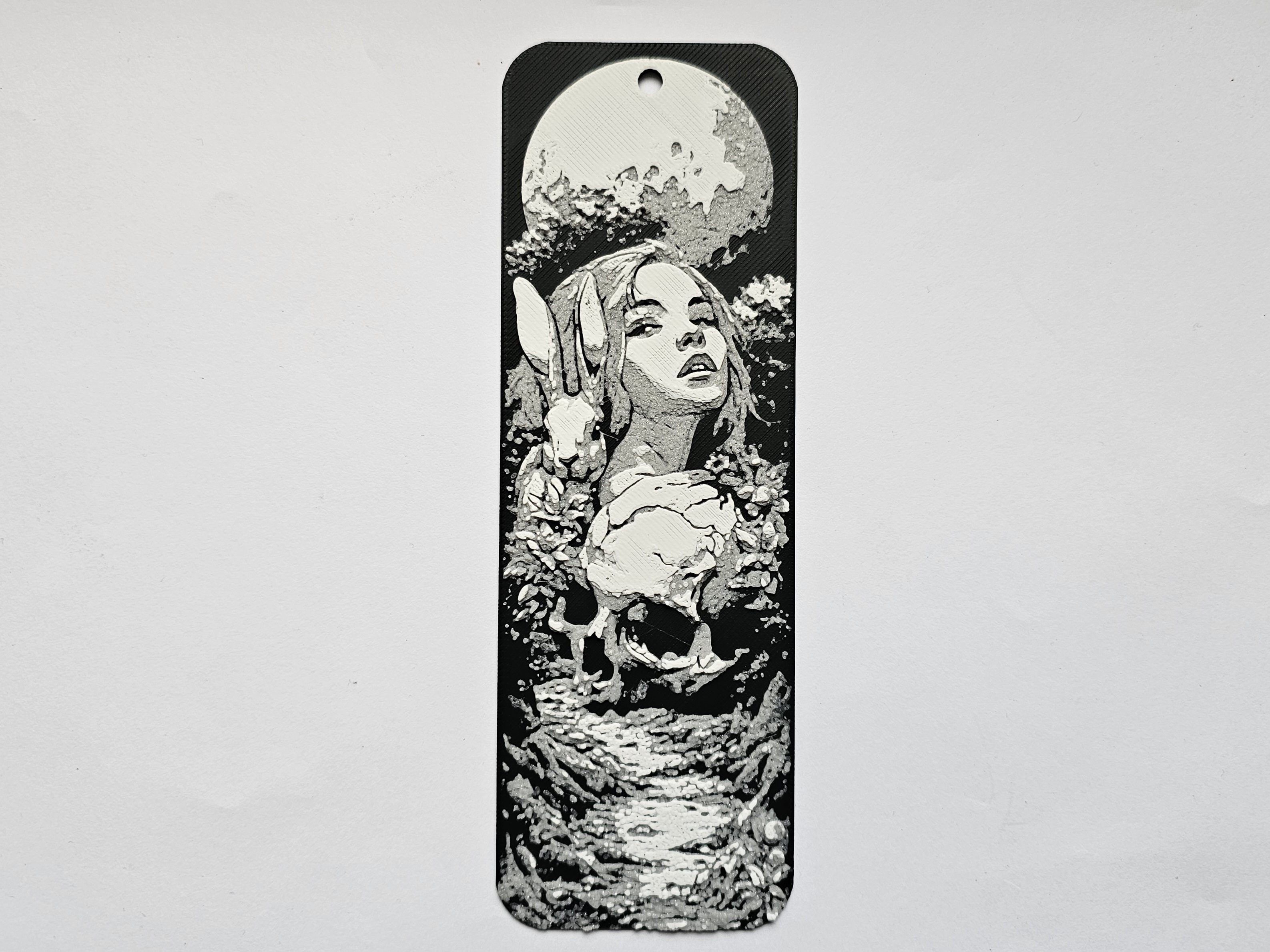 Miniatura 2 do modelo 3D Skull & Moon - Bookmark