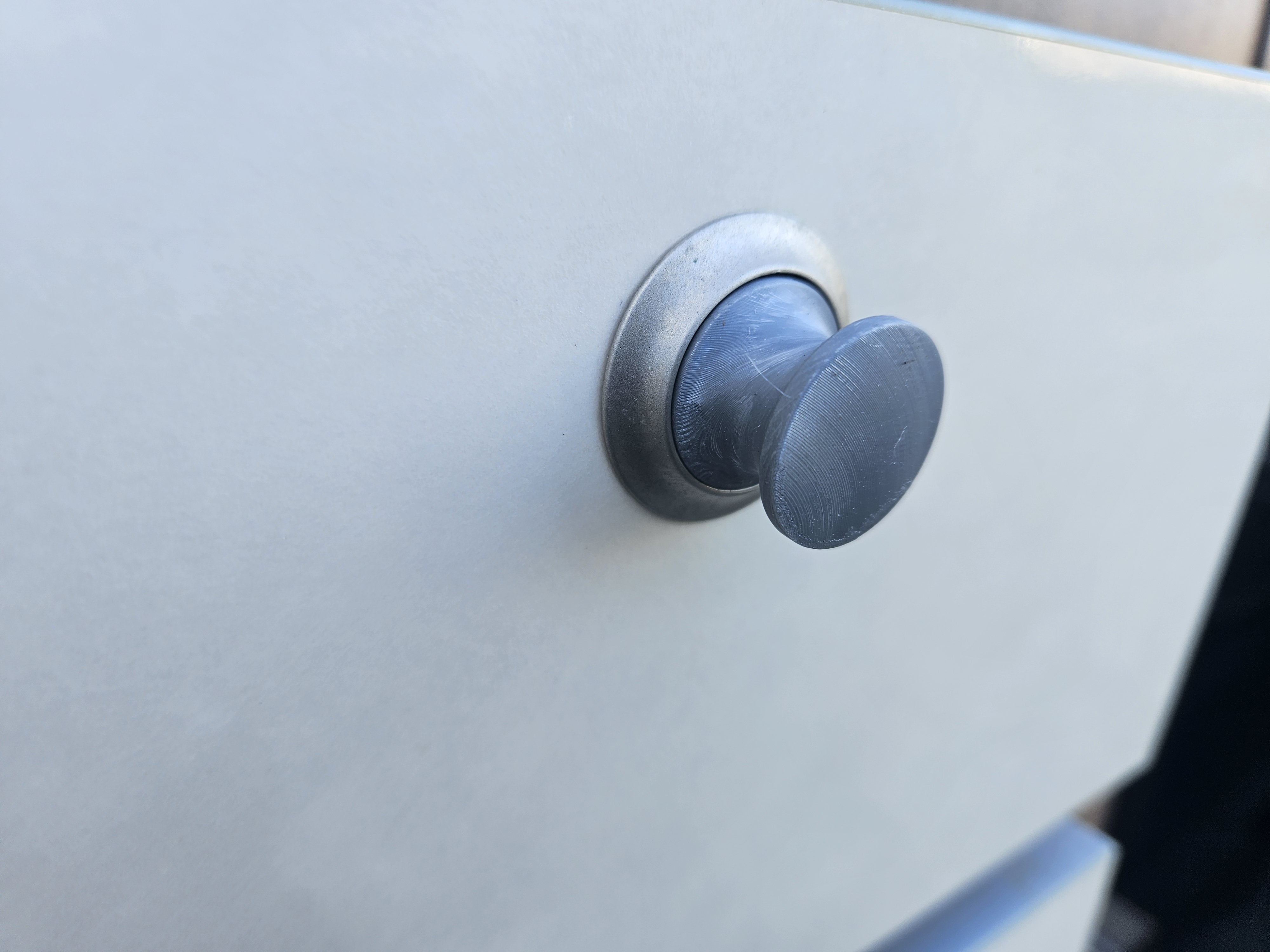 Miniatura 4 do modelo 3D Camper cabinet knobs