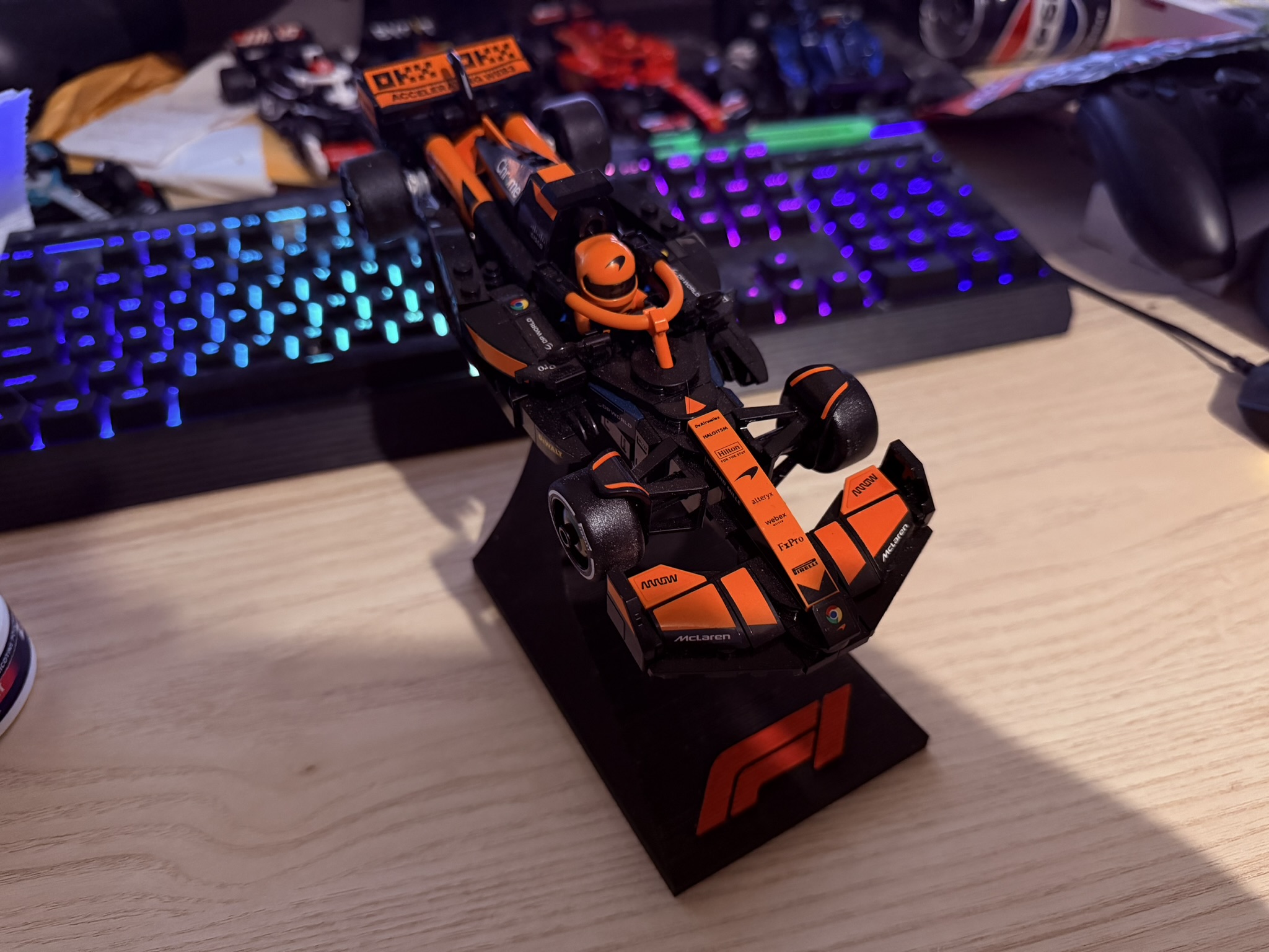 F1 Lego Desk Stand