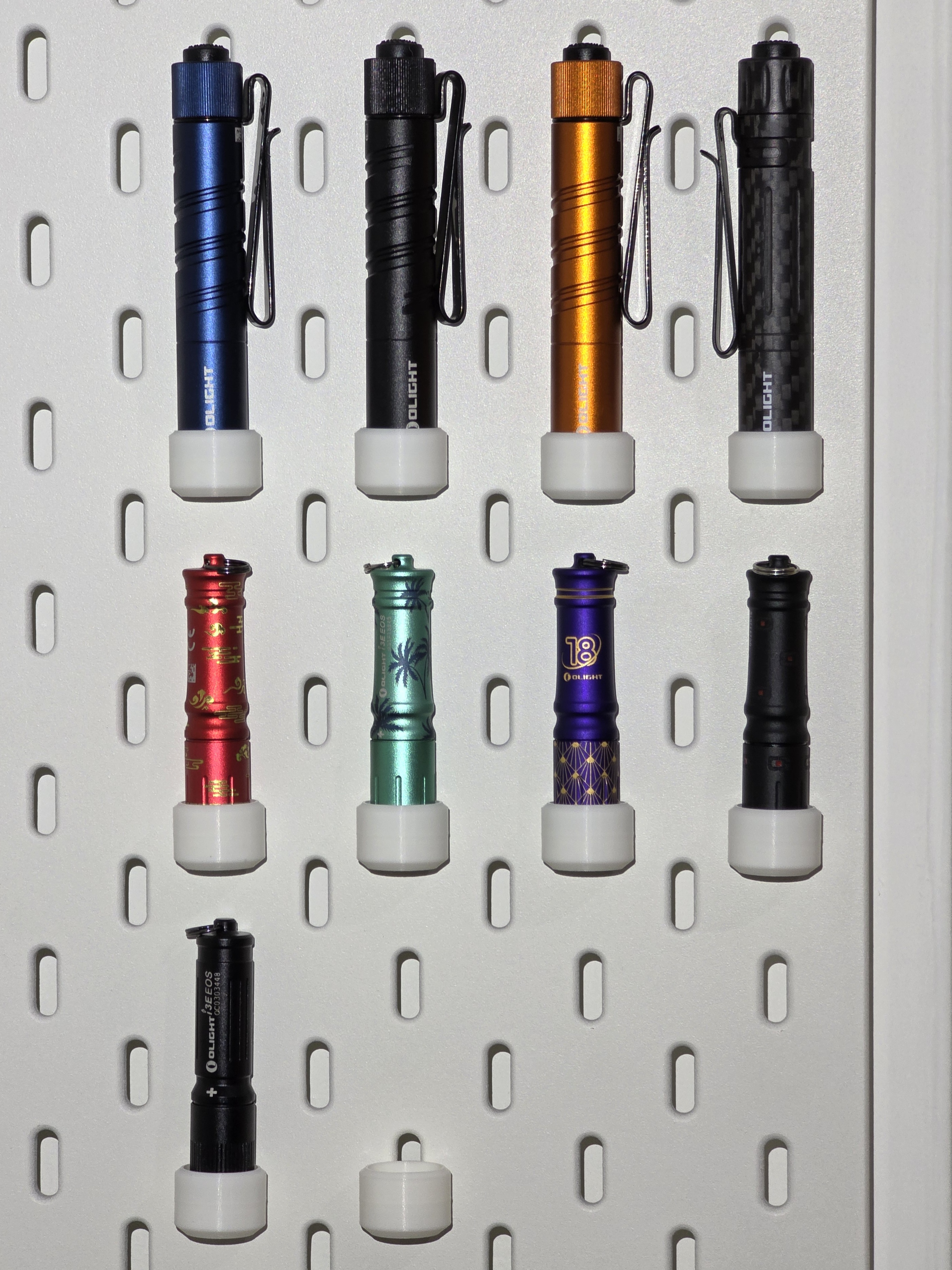 Olight i3t/i3e flashlight holder for IKEA Skadis pegboard - 16mm