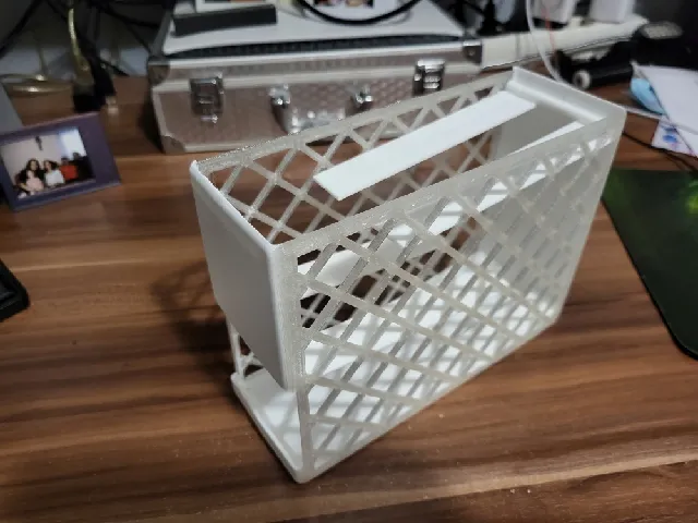 Vertical Egg Holder Dispenser
