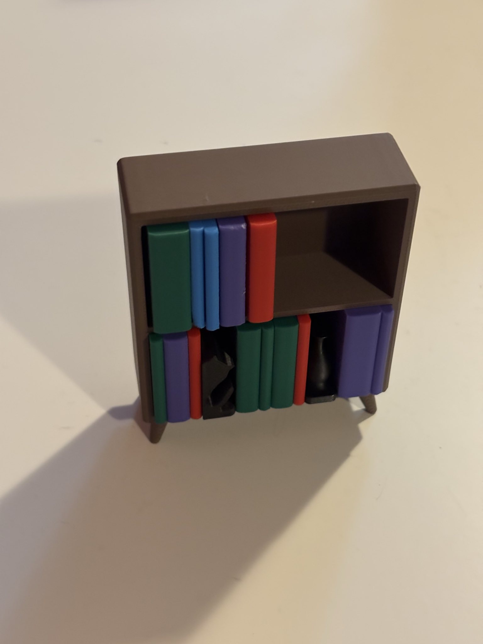 Bookworm - A 3D Printed Cozy Strategy Board Game