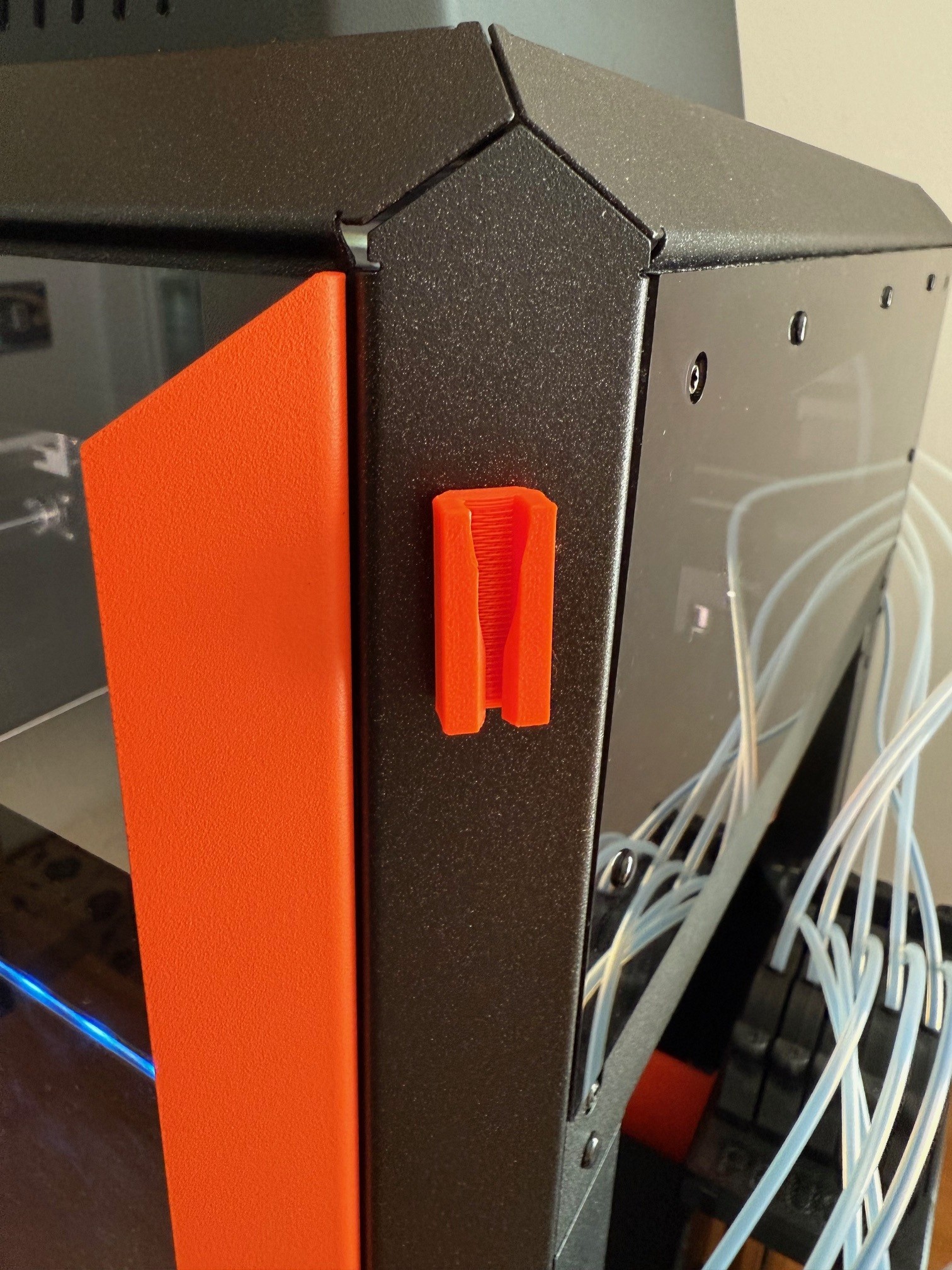 Rivet Extraction tool - With Embedded Magnet