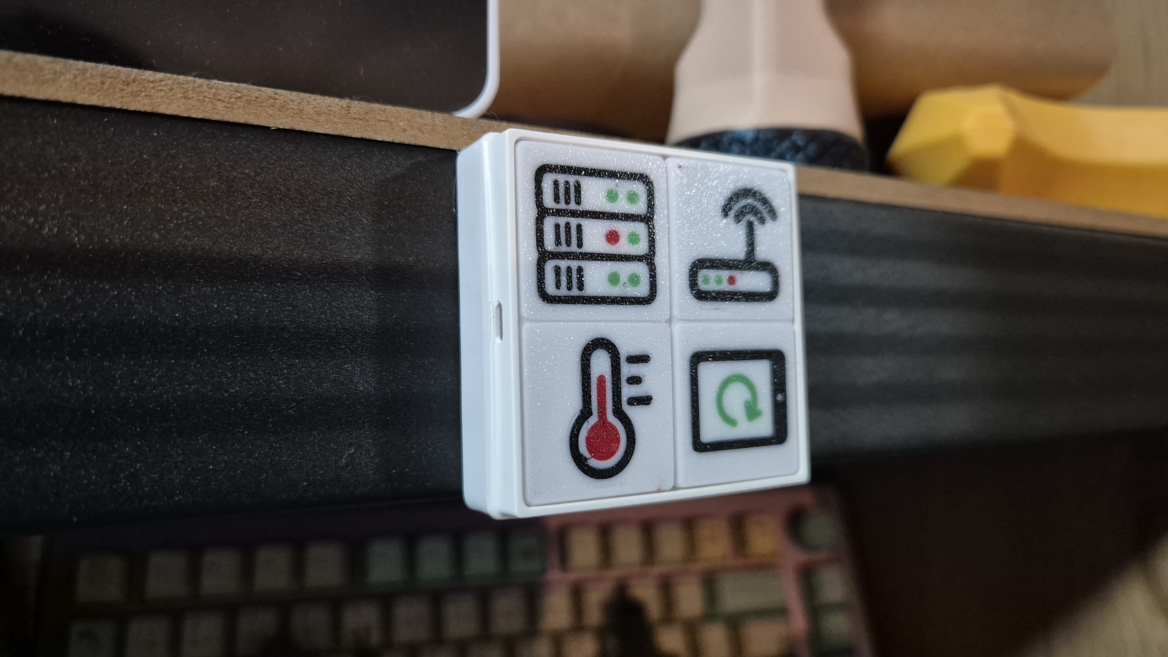 Shelly Blu Wall Switch 4 Button Panels (.stp included)
