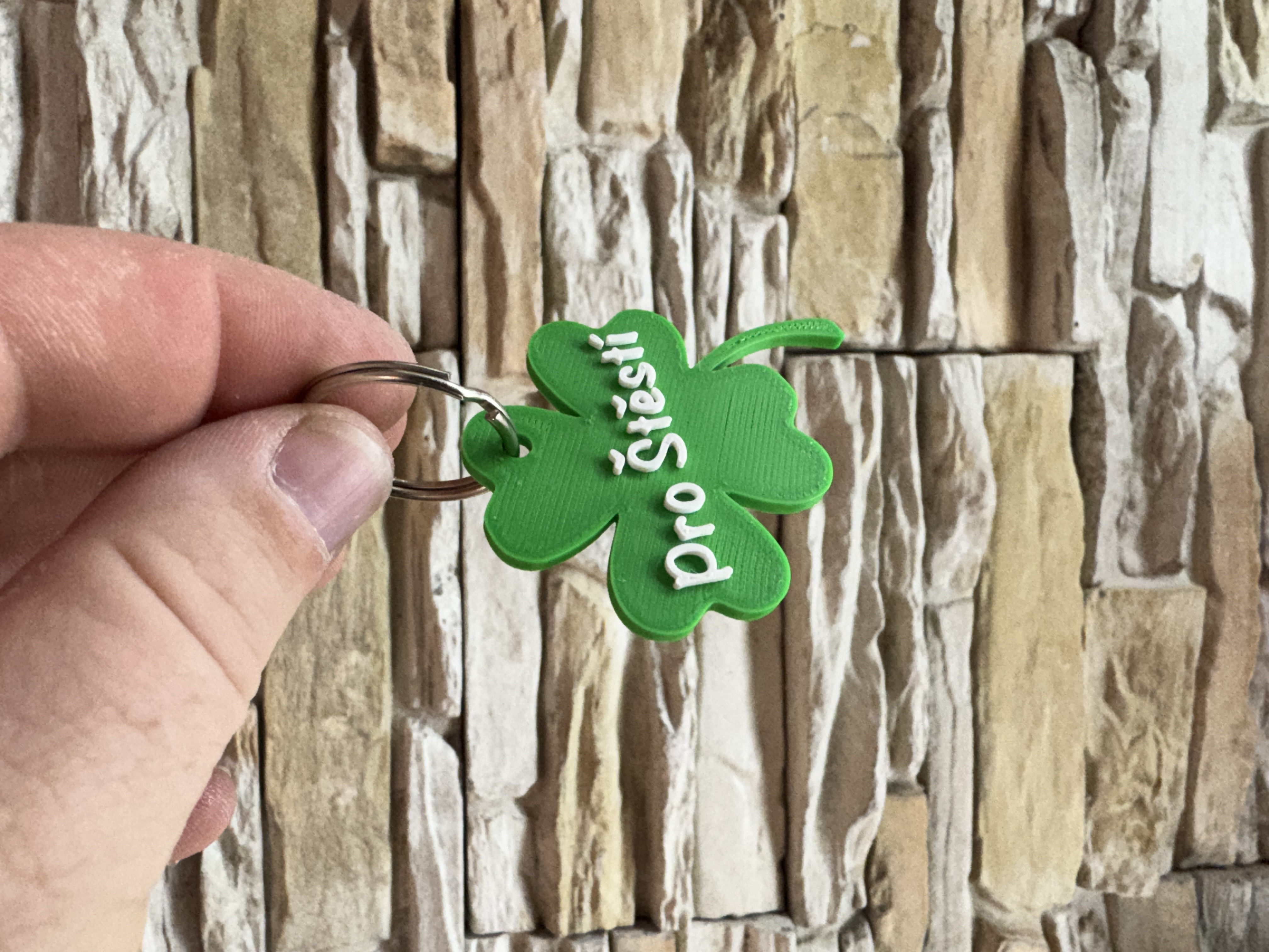 Four-leaf clover keychain