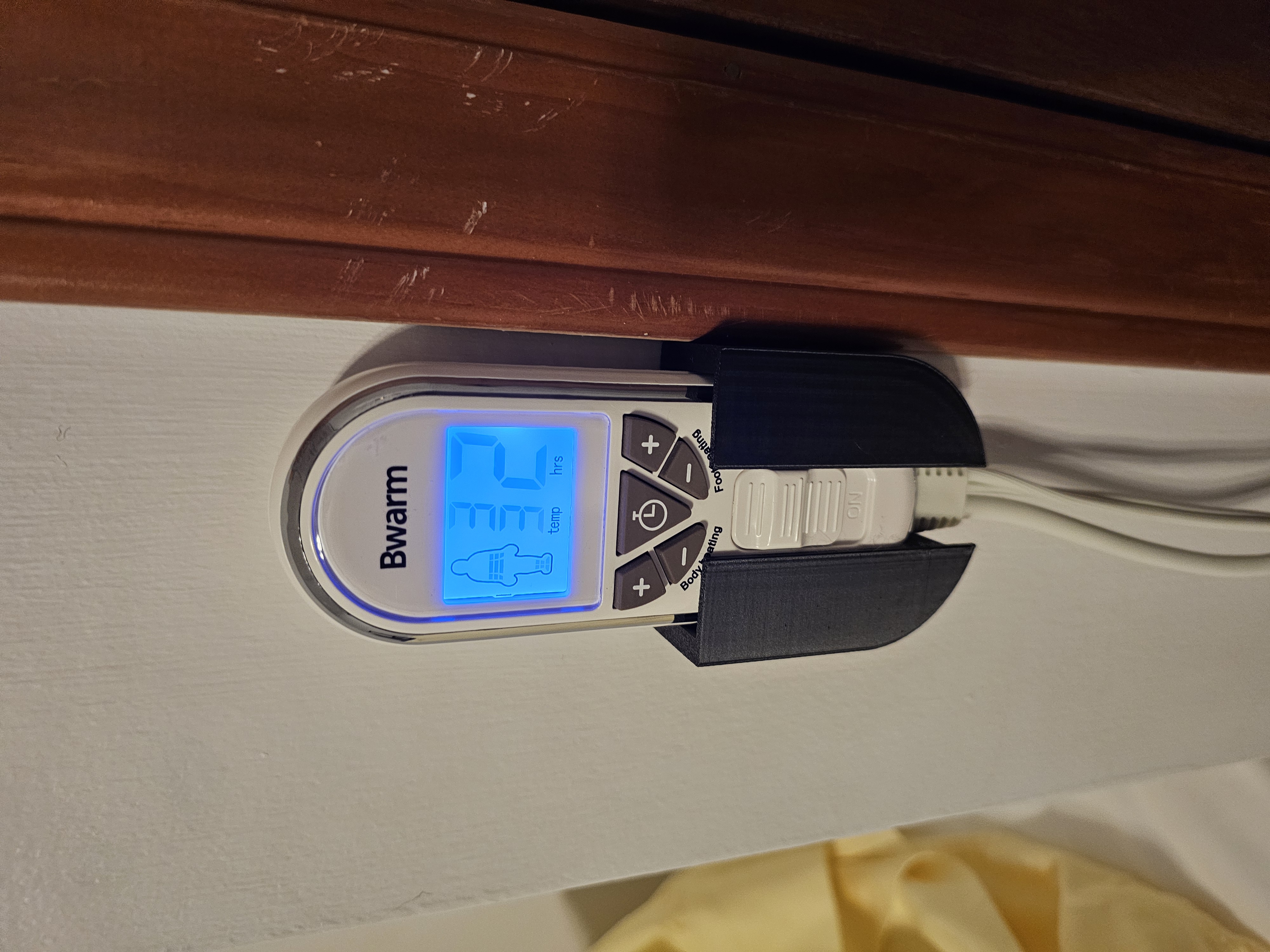 Bwarm heated mattress pad remote holder