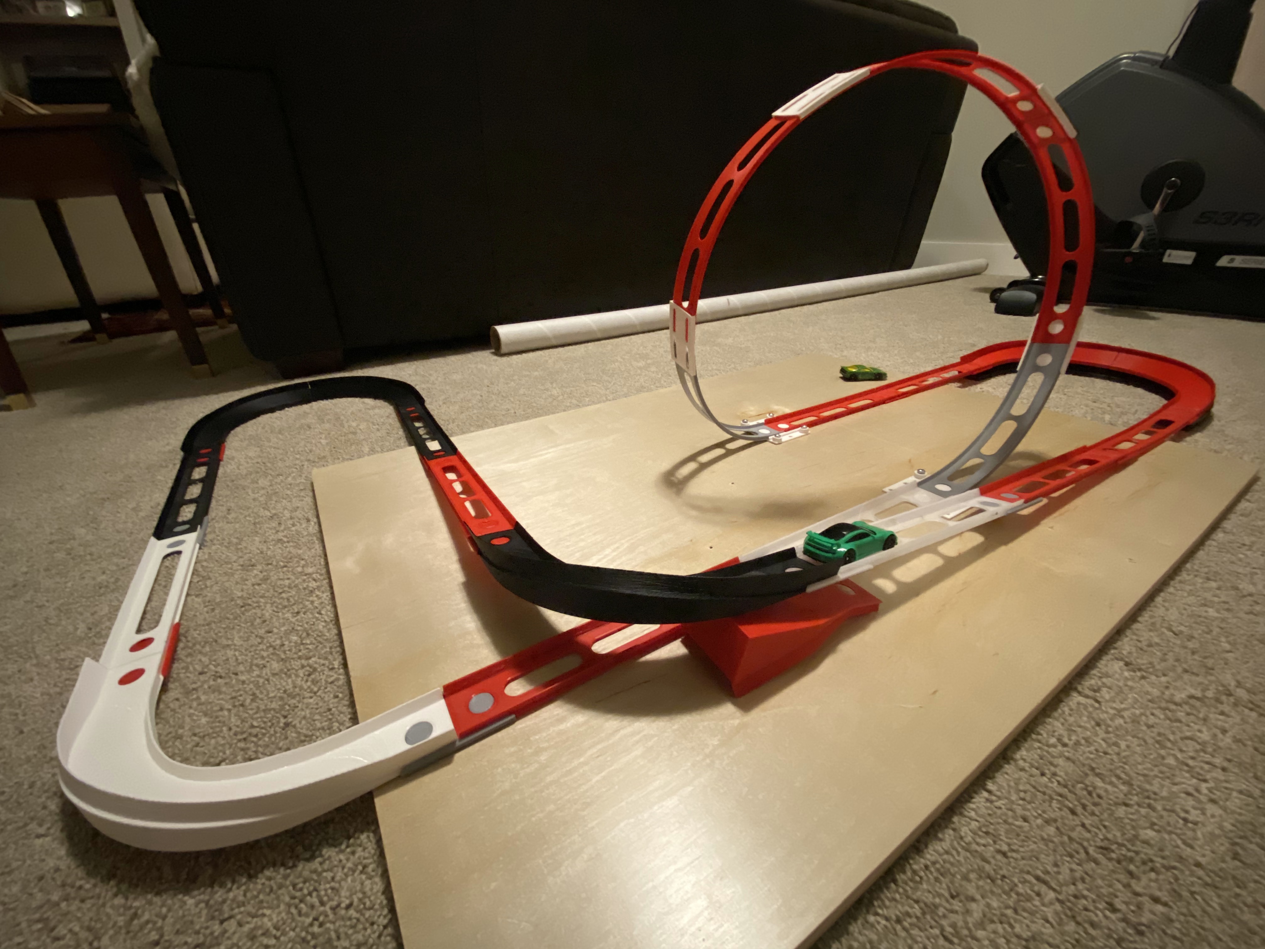 Hot Wheels Track Builder Kit