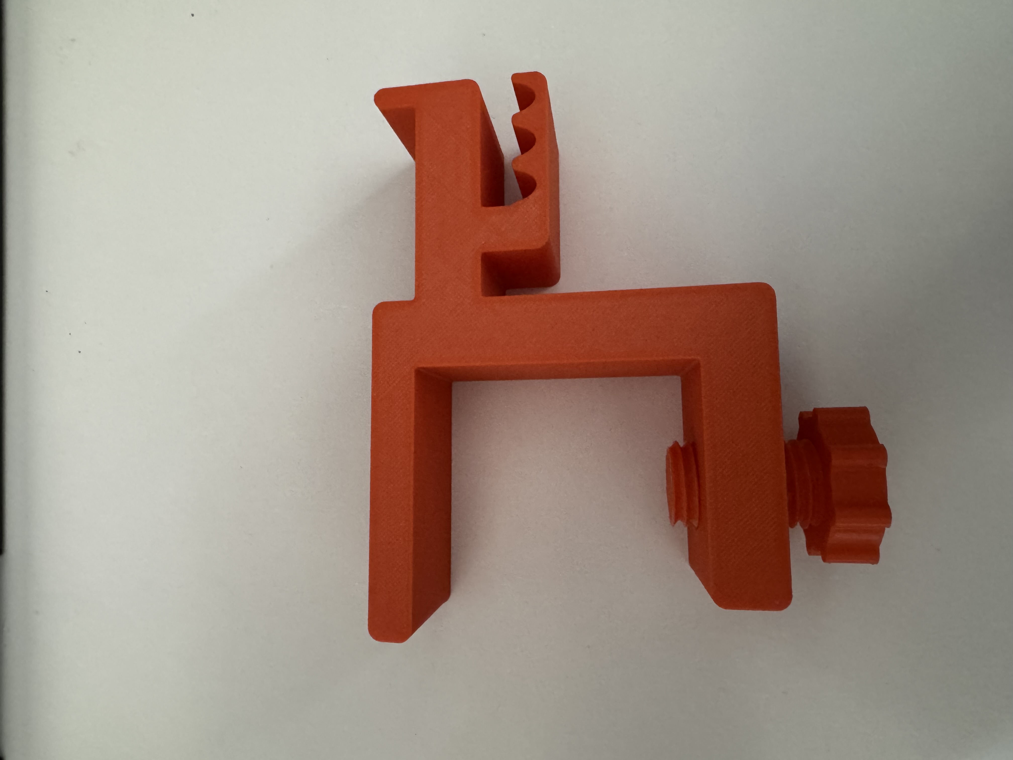 Headphone Holder With Screw