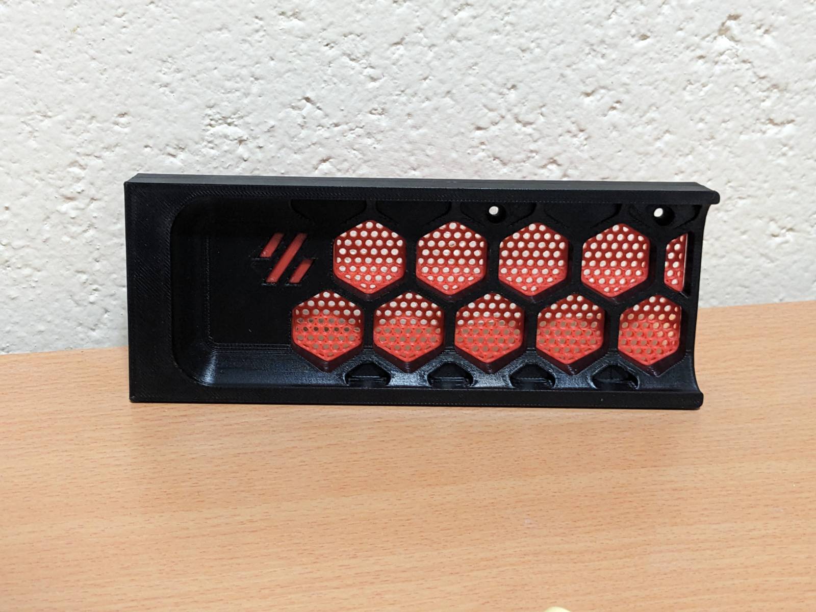 Plug-in mesh inserts for thicc skirt for clicky clack door