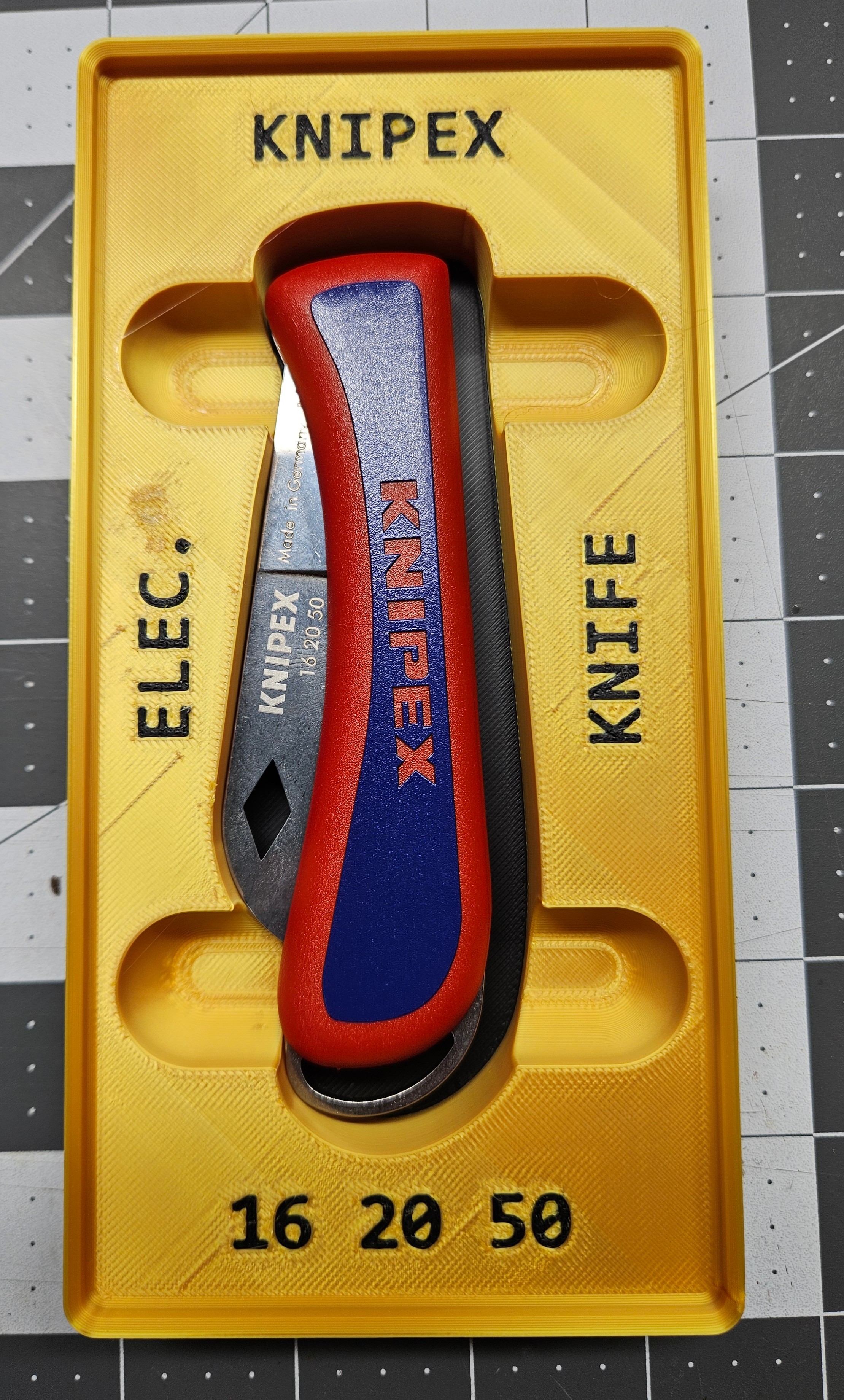 Knipex Electrician's Folding Knife 16 20 50 Gridfinity 3D model by Reem88