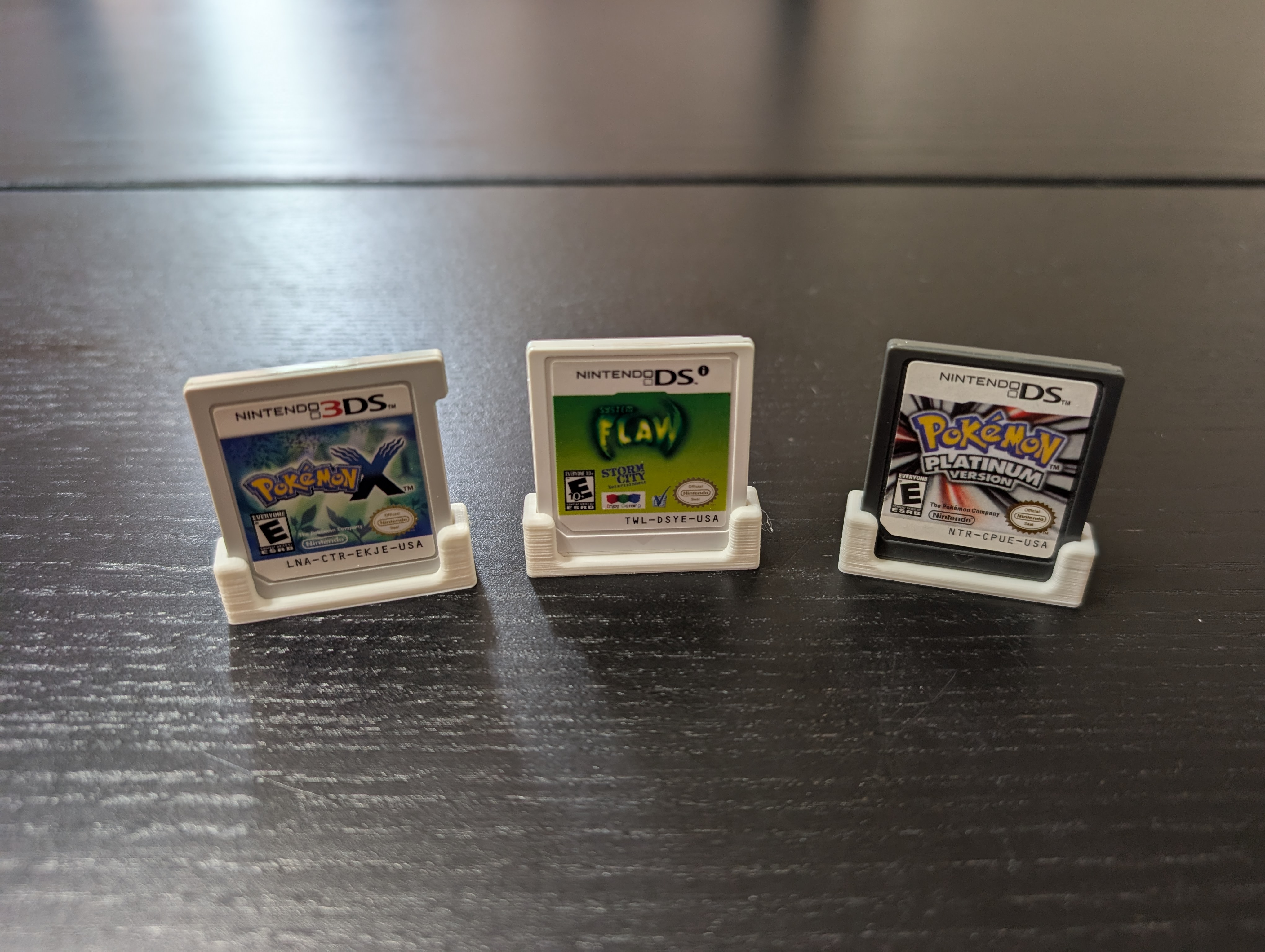 Nintendo DS Game Cartridge Display Stand (DS, DSi, and 3DS)