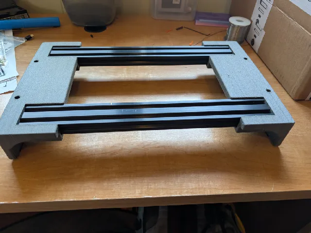 Qidi Q2 Box Riser 2020 and 2040 Extrusions
