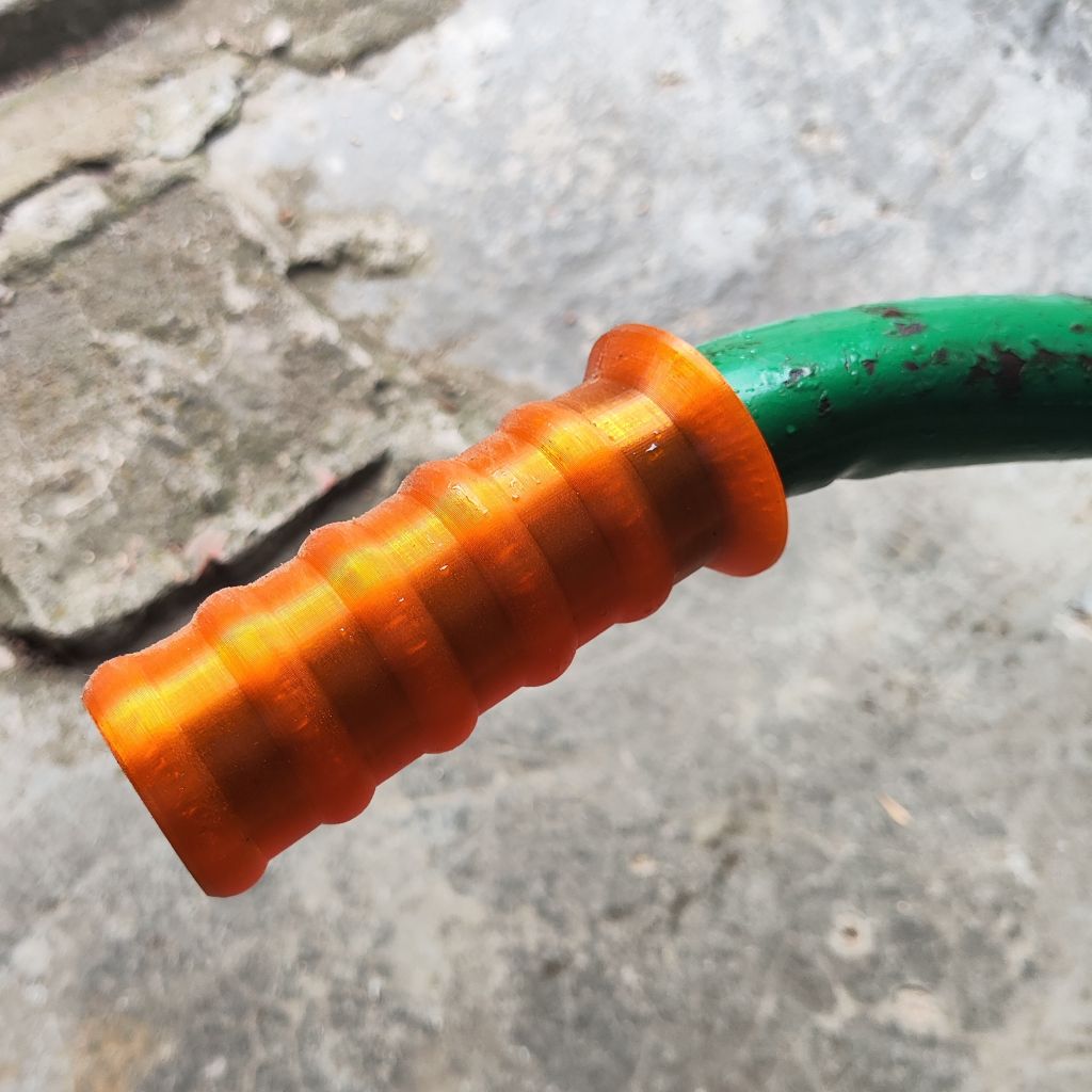 Wheelbarrow handle, TPU, 31 mm diameter, with stripes