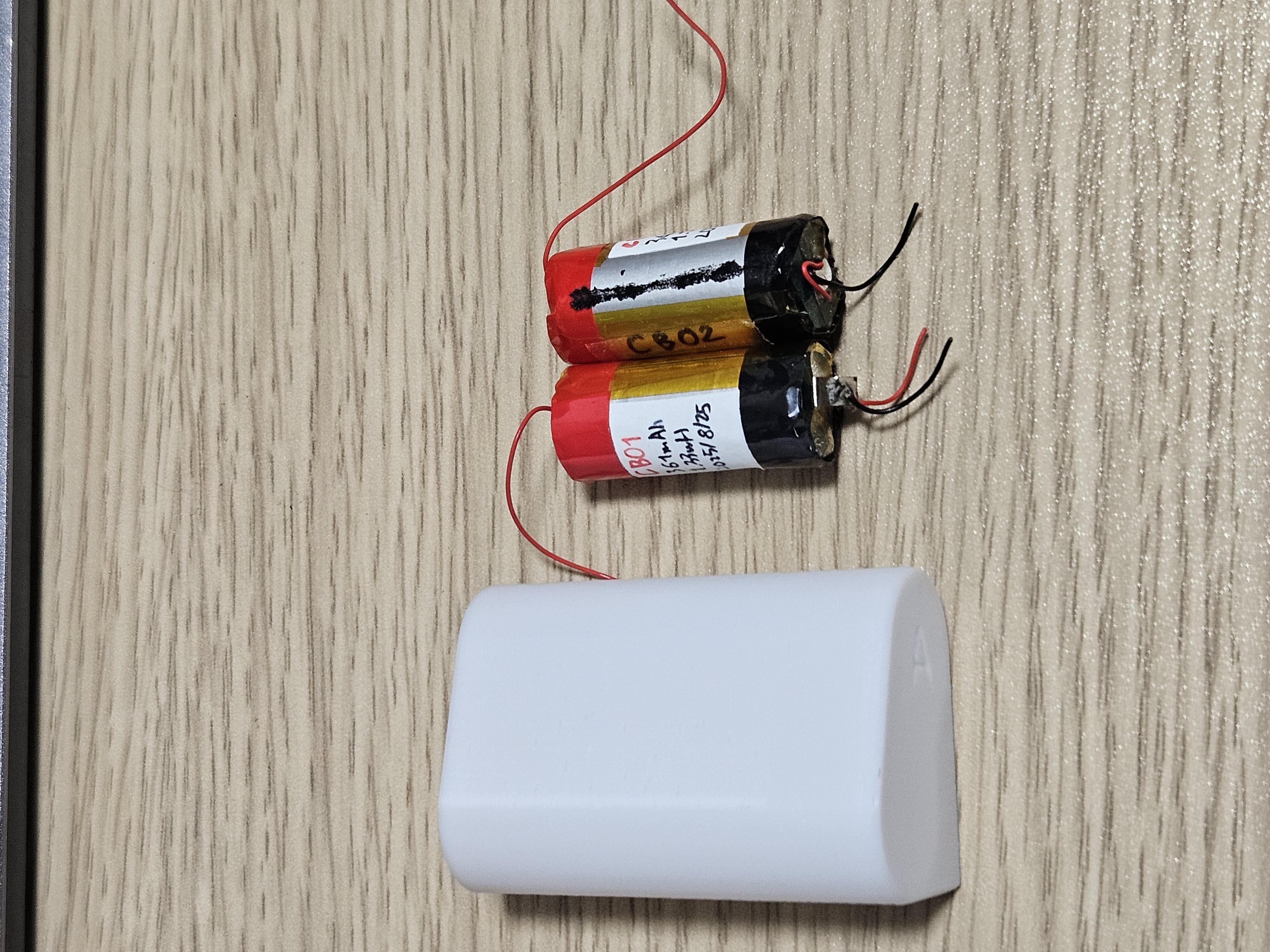 Miniatura 2 do modelo 3D Battery case for SwitchBot Lock Pro