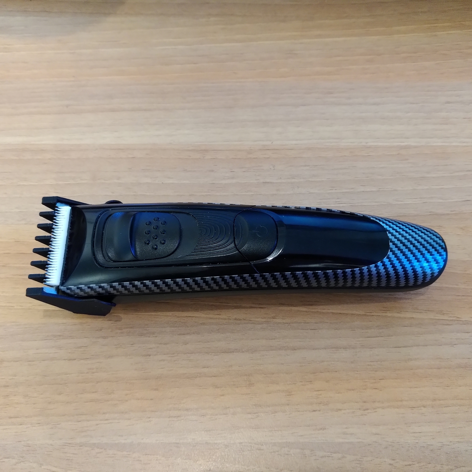 Beard trimmer attachment for HC-577