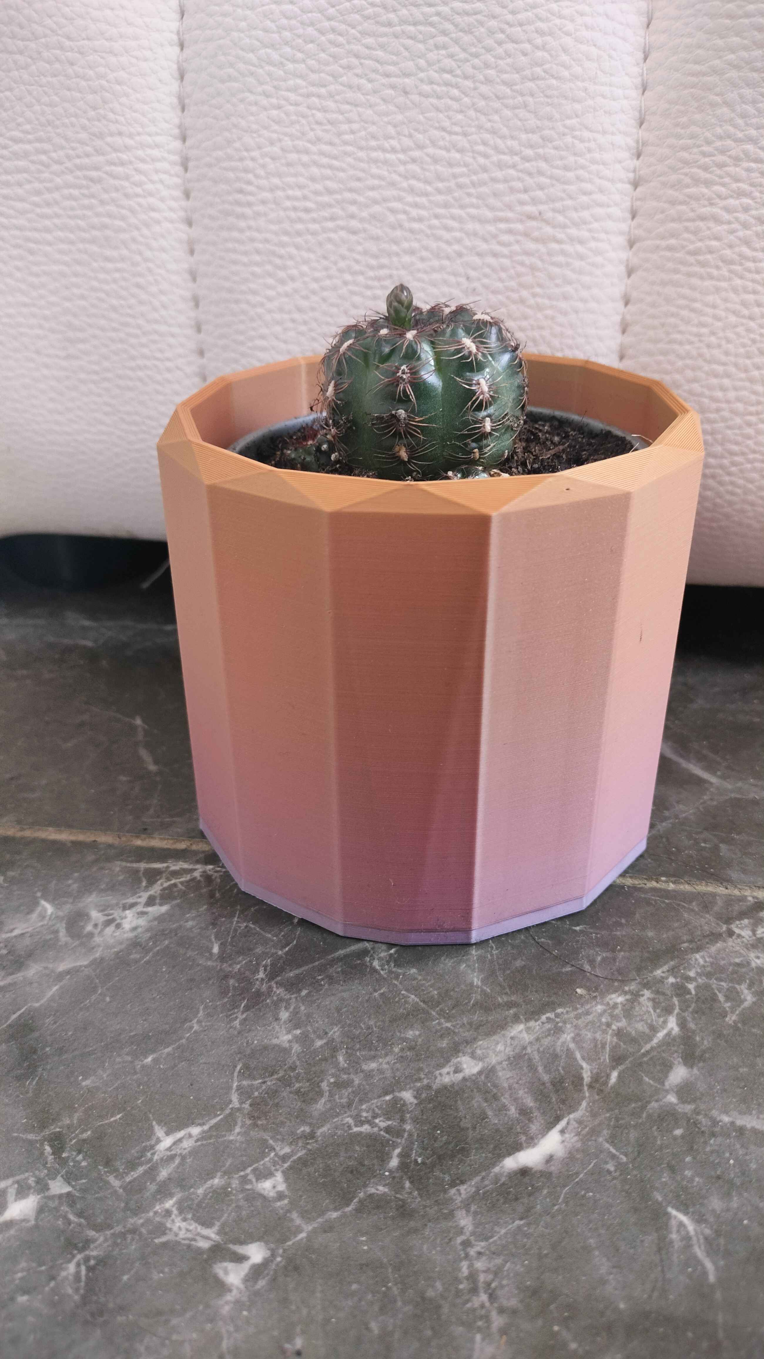 Diamond flower pot