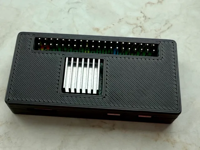 Raspberry Pi Zero 2W case--remix