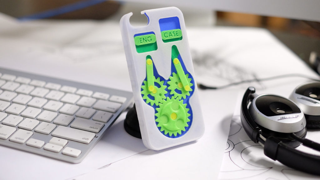 Gear phone case