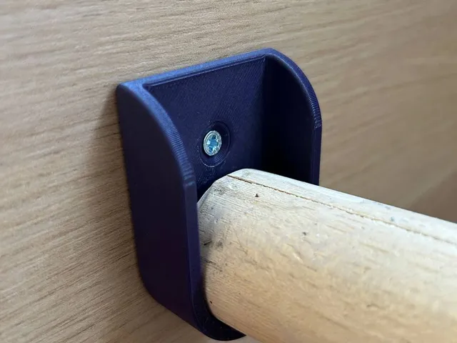 Clothes bar holder 2.0