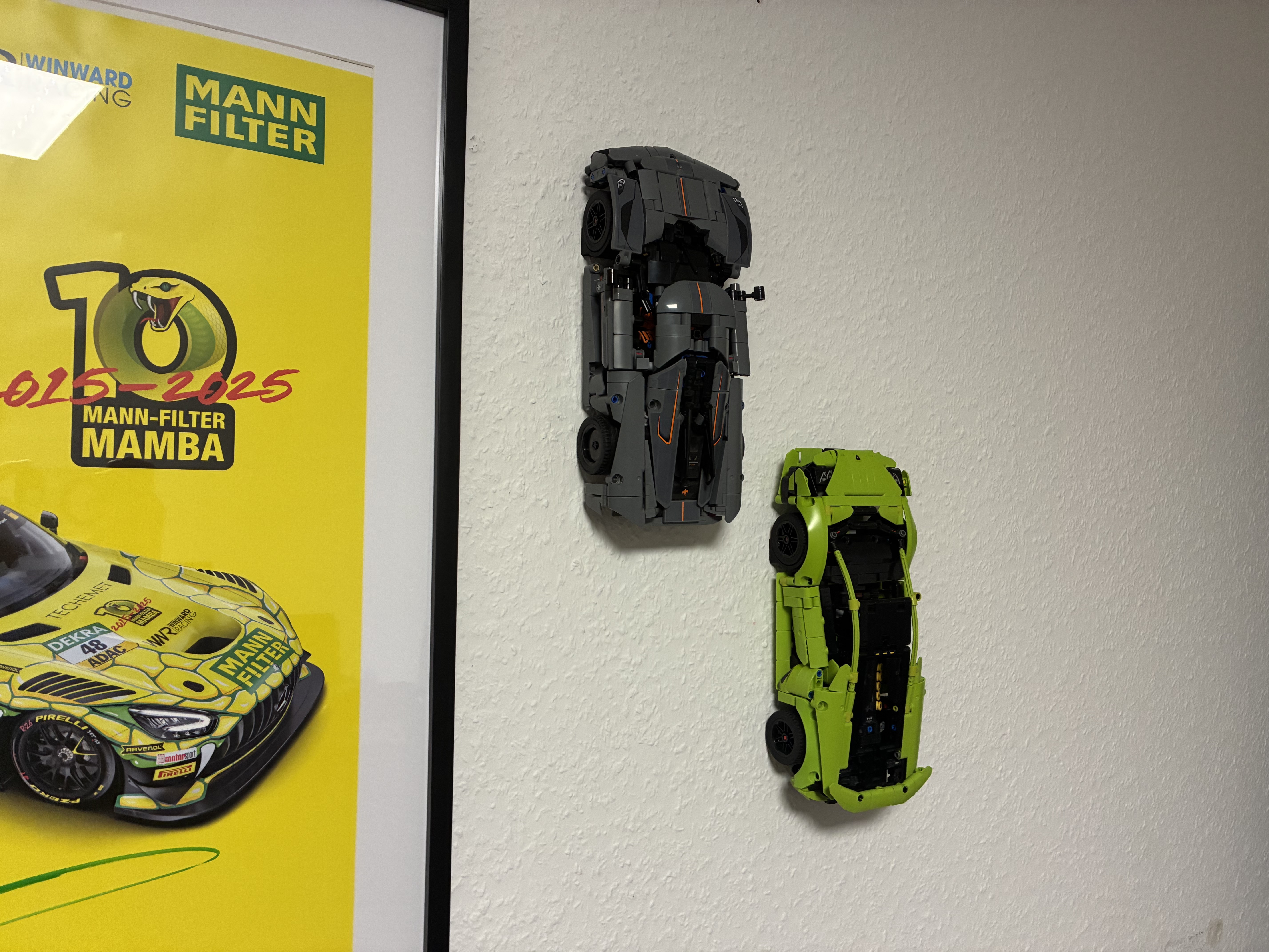 Wallmount for 1:10 Lego Technic Cars
