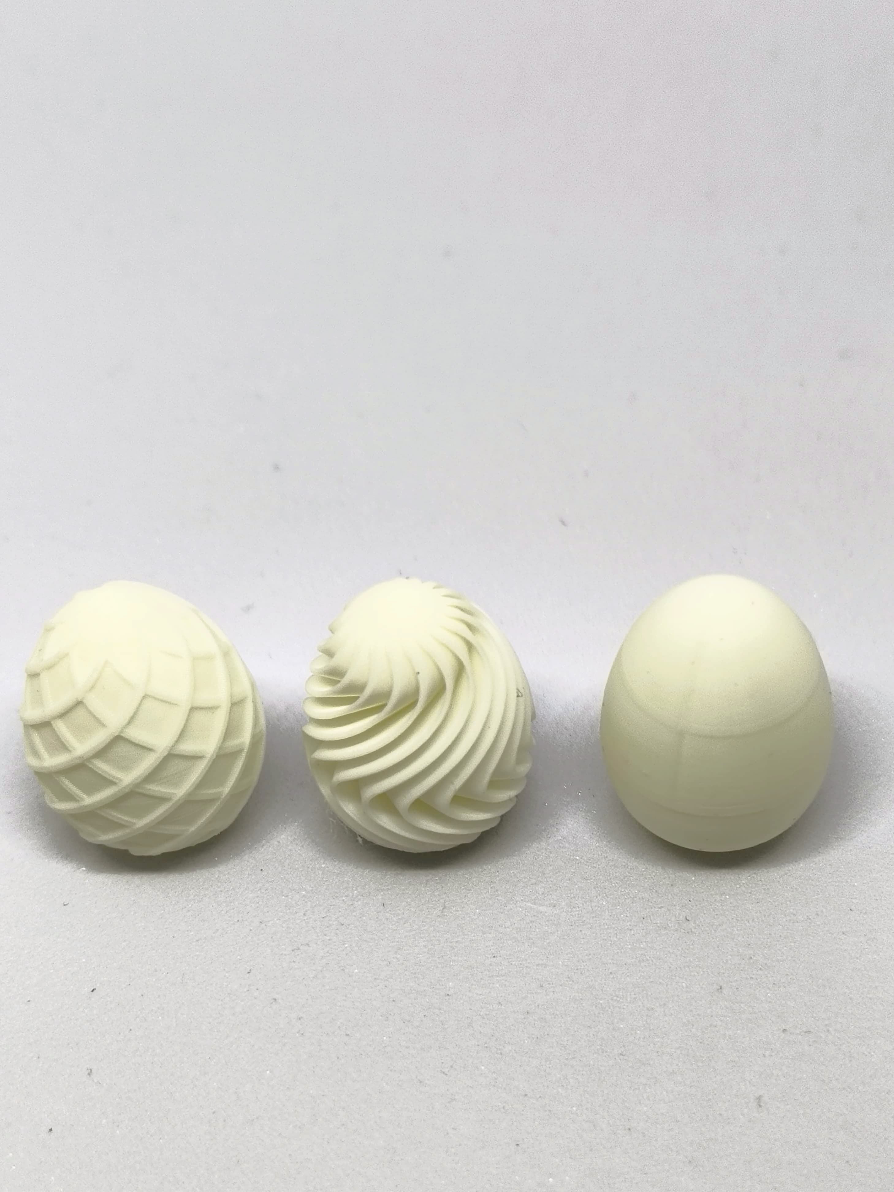 Miniatura 3 do modelo 3D Modern Easter Egg Set