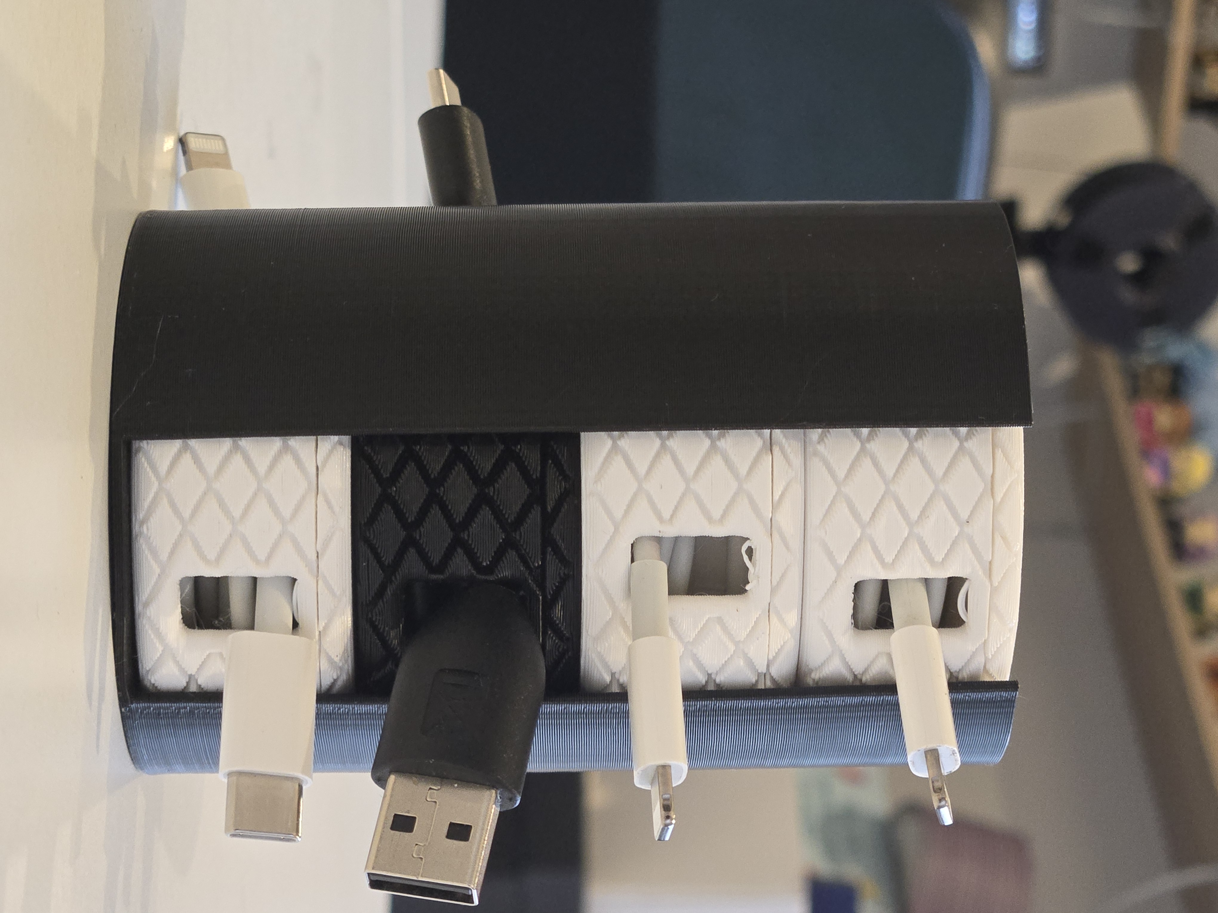 Stackable Tower for The Handsome Cableorganizer