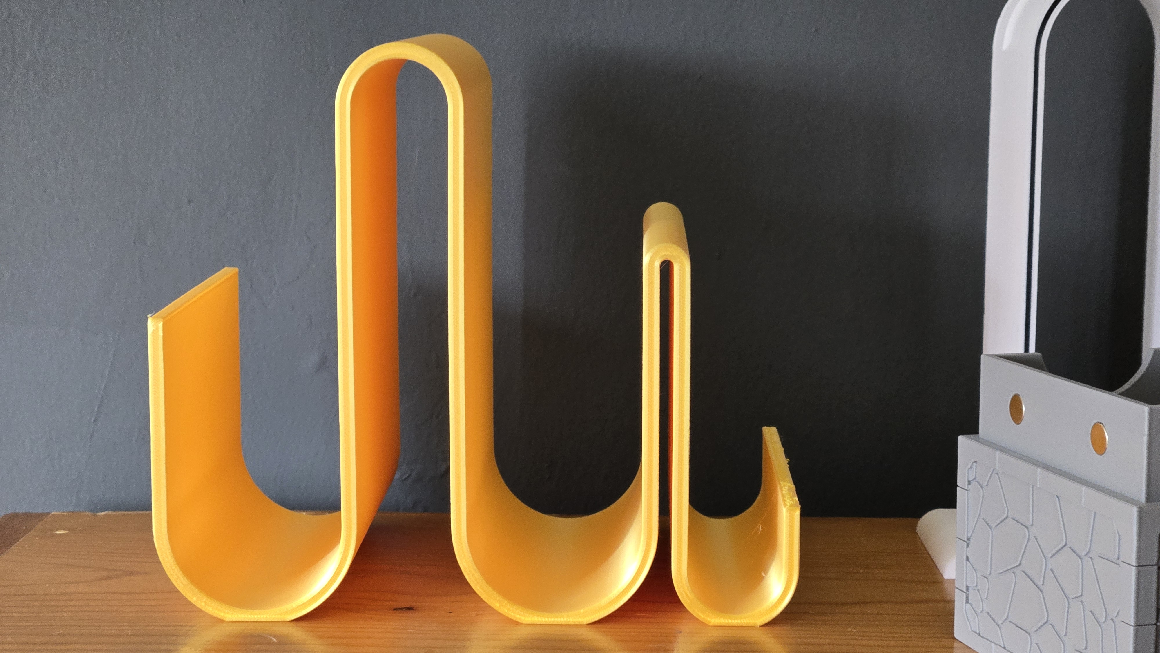Curved Book Stand