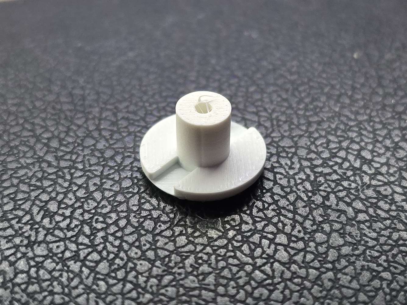 Blinds Bottom Rail Button Plug