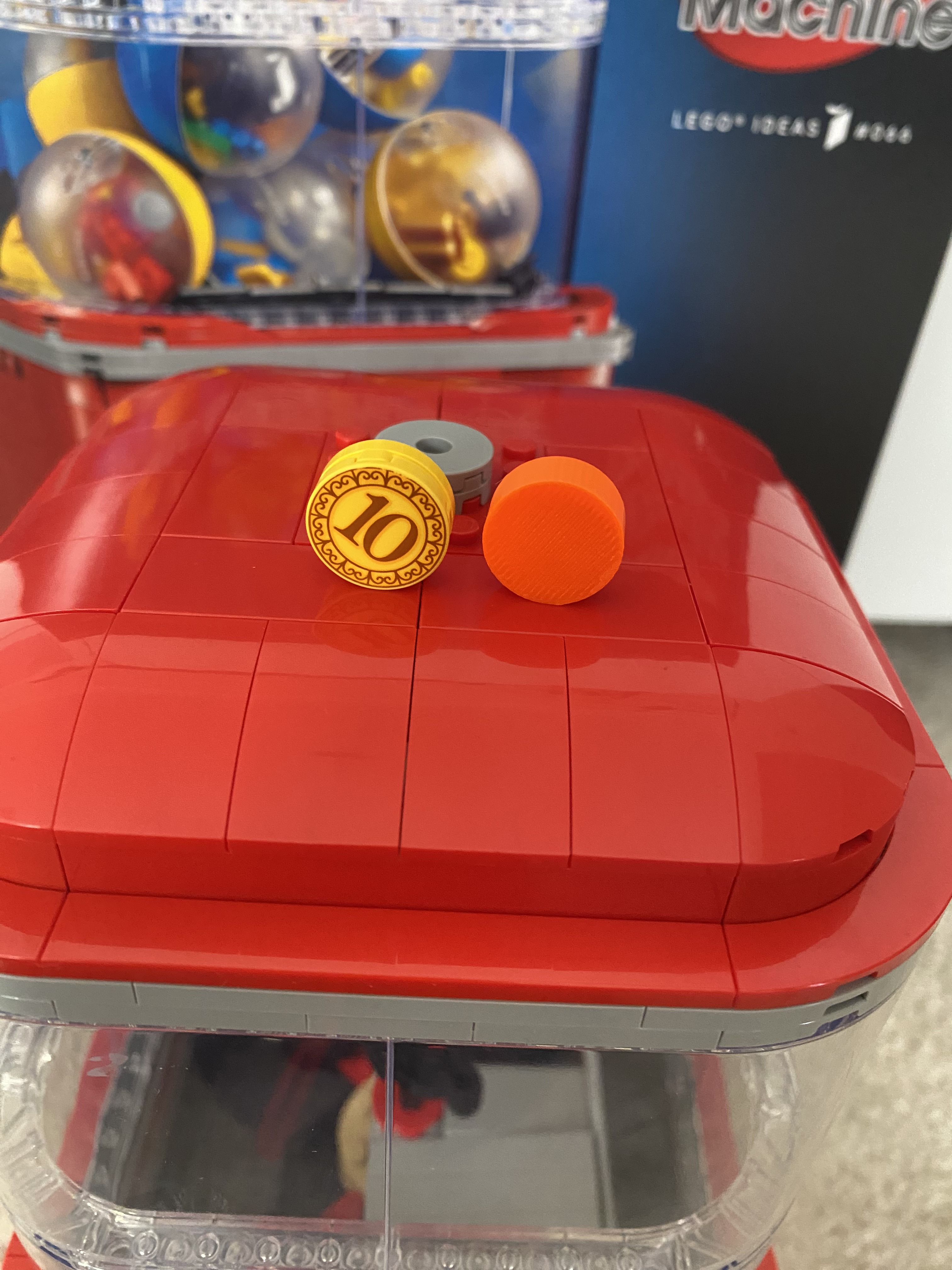 LEGO Vending Machine coin (for set 21358)