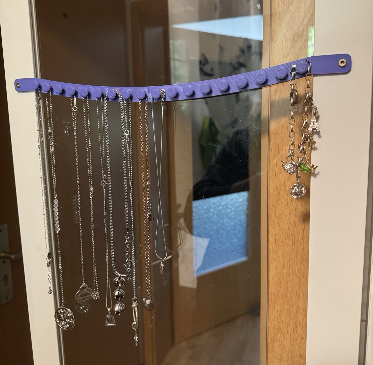 Jewellery chain holder for Ikea BILLY