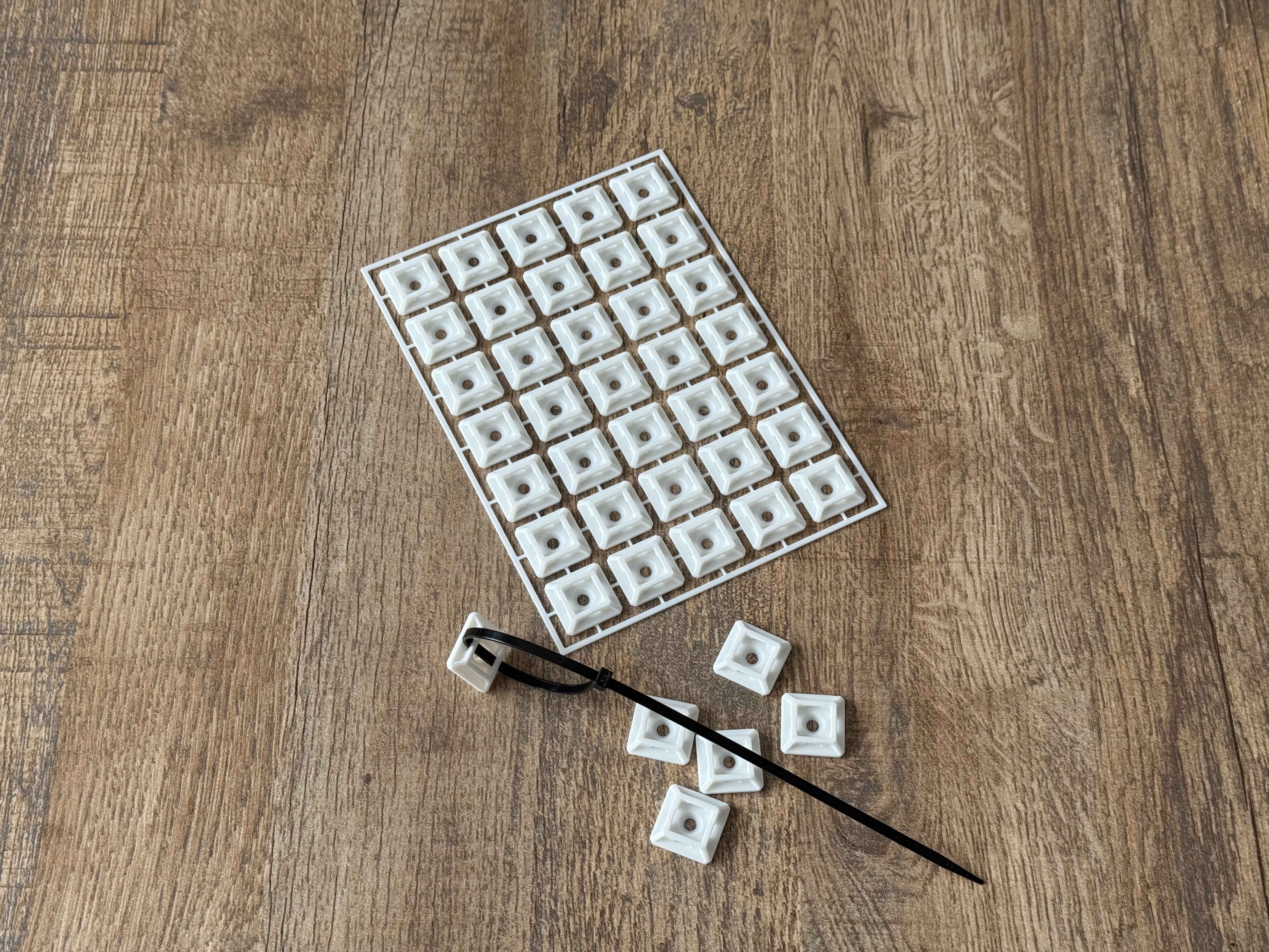 Cable Zip Tie Mount kit card