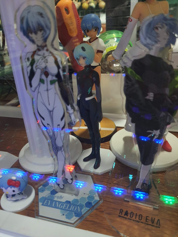 Figurine base: Ayanami Rei (tentative name) in black plugsuit standing straight