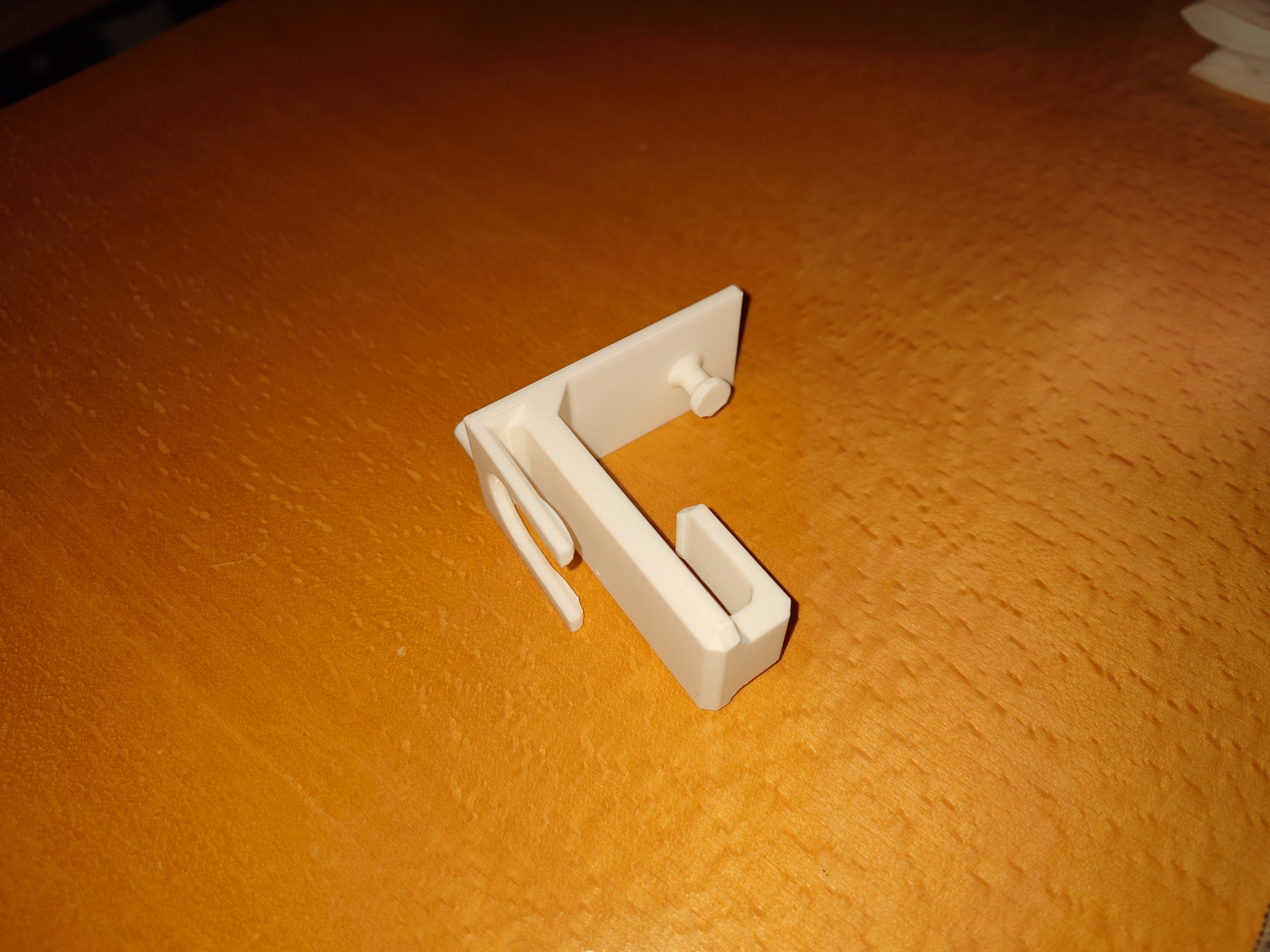 Skadis Cap Hanger