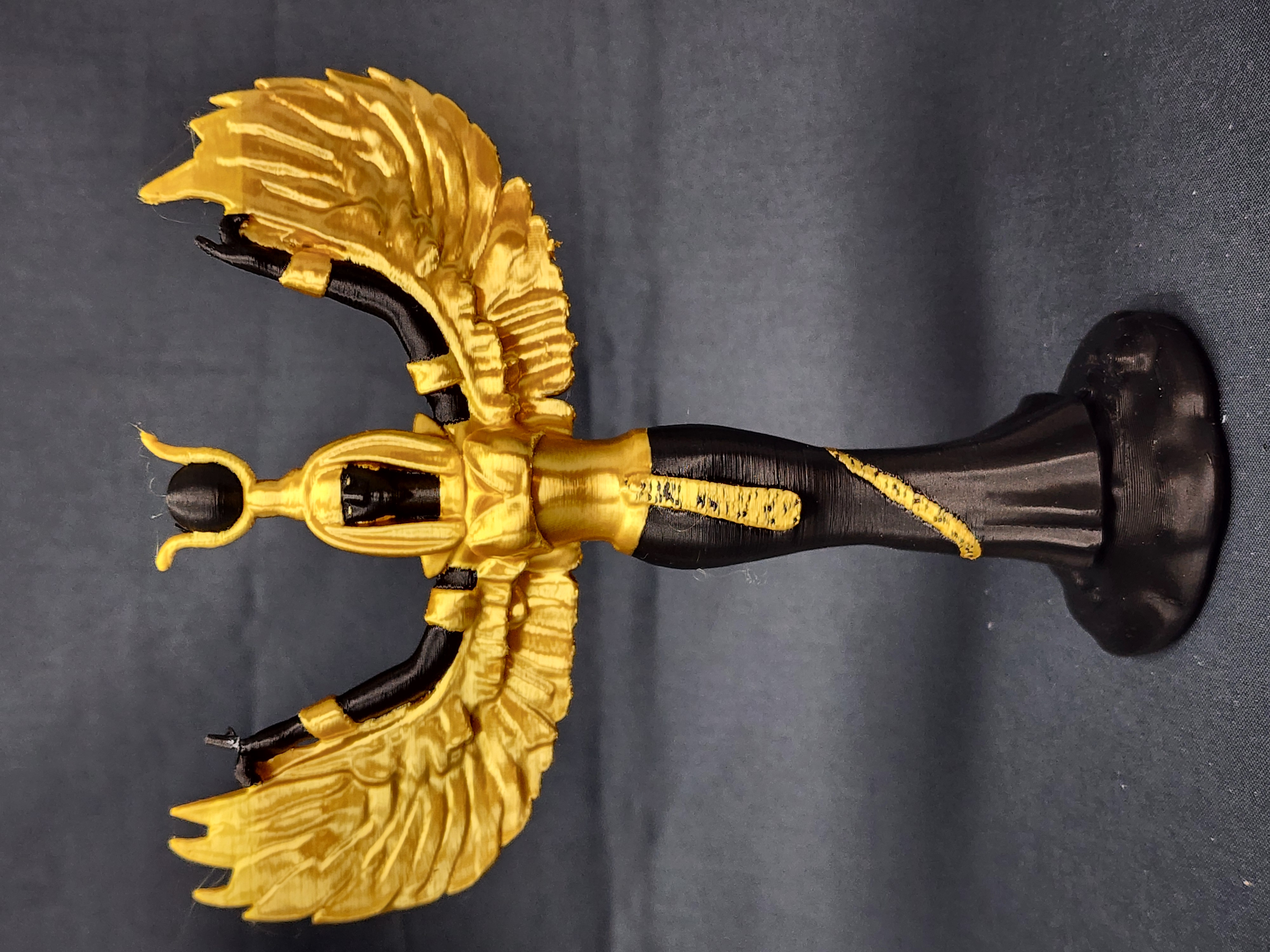 Miniatura 2 do modelo 3D QUEEN ISIS