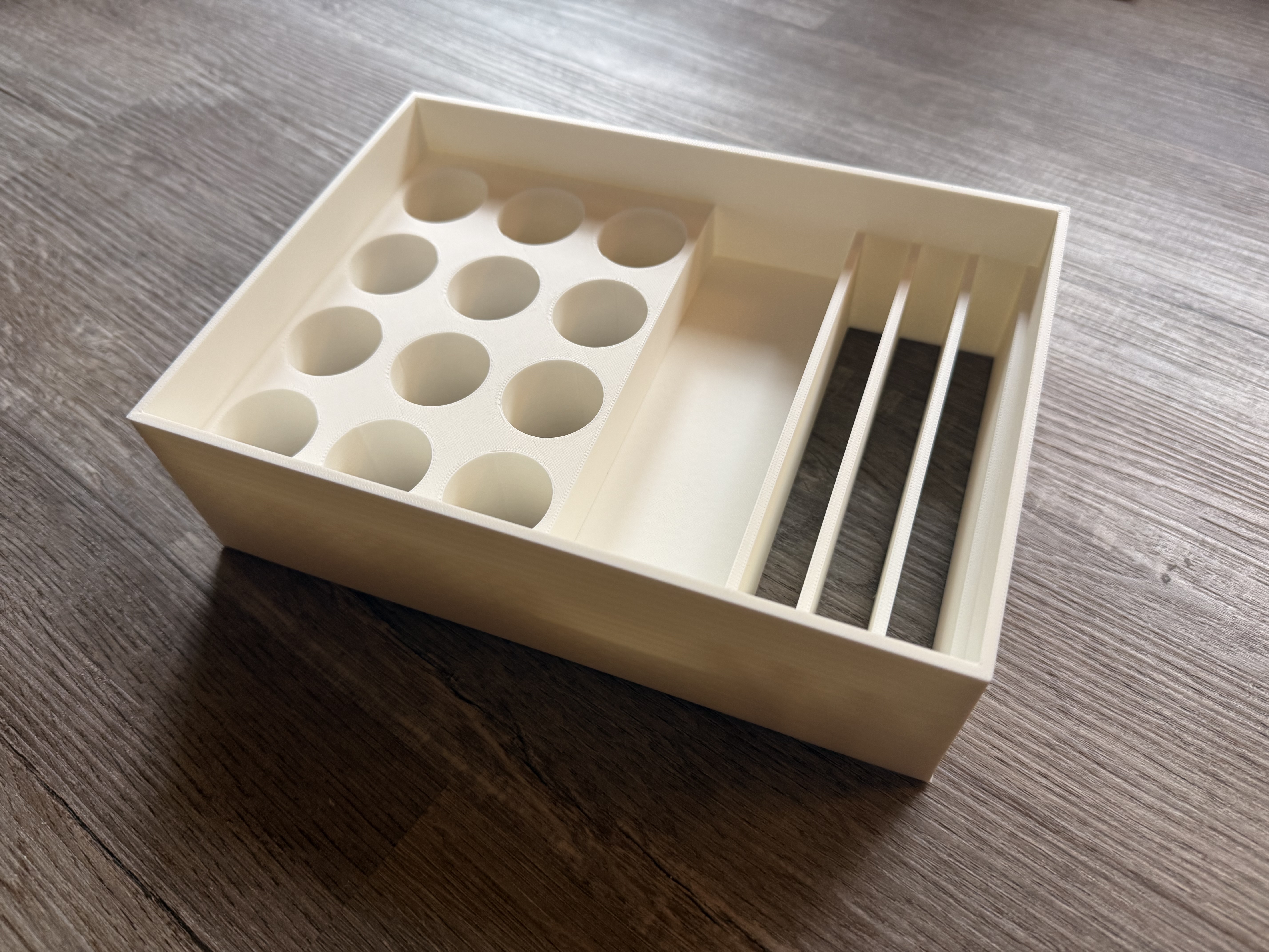 Laboratory Drawer organizer for low clearance drawers; hold 20-mL scintillation vials, tweezers, gel-pak boxes