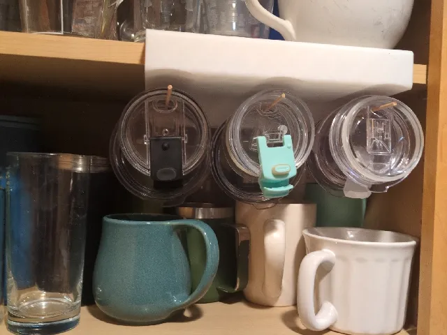 Travel Mug lid organizer