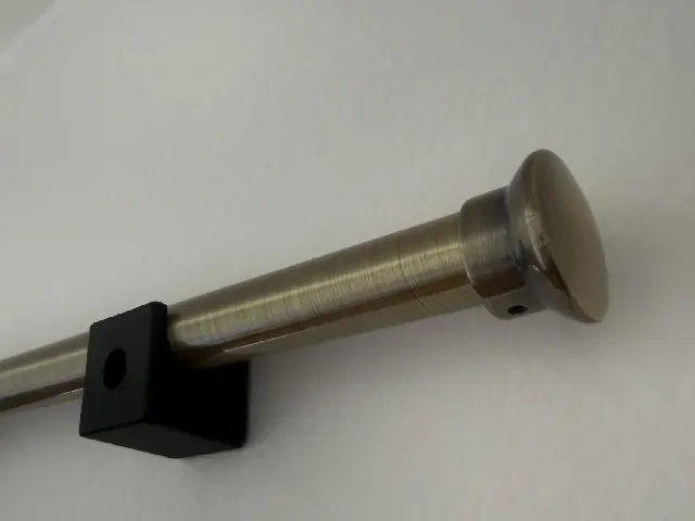 Curtain Rod Holder - short, prevents stray light