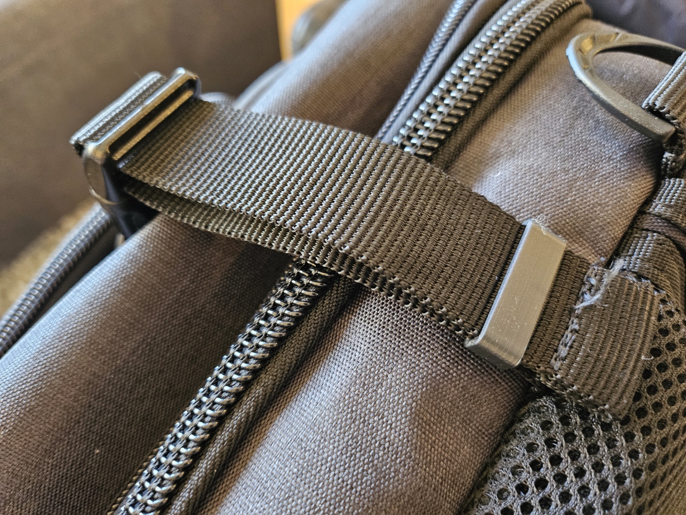 Strap keepers