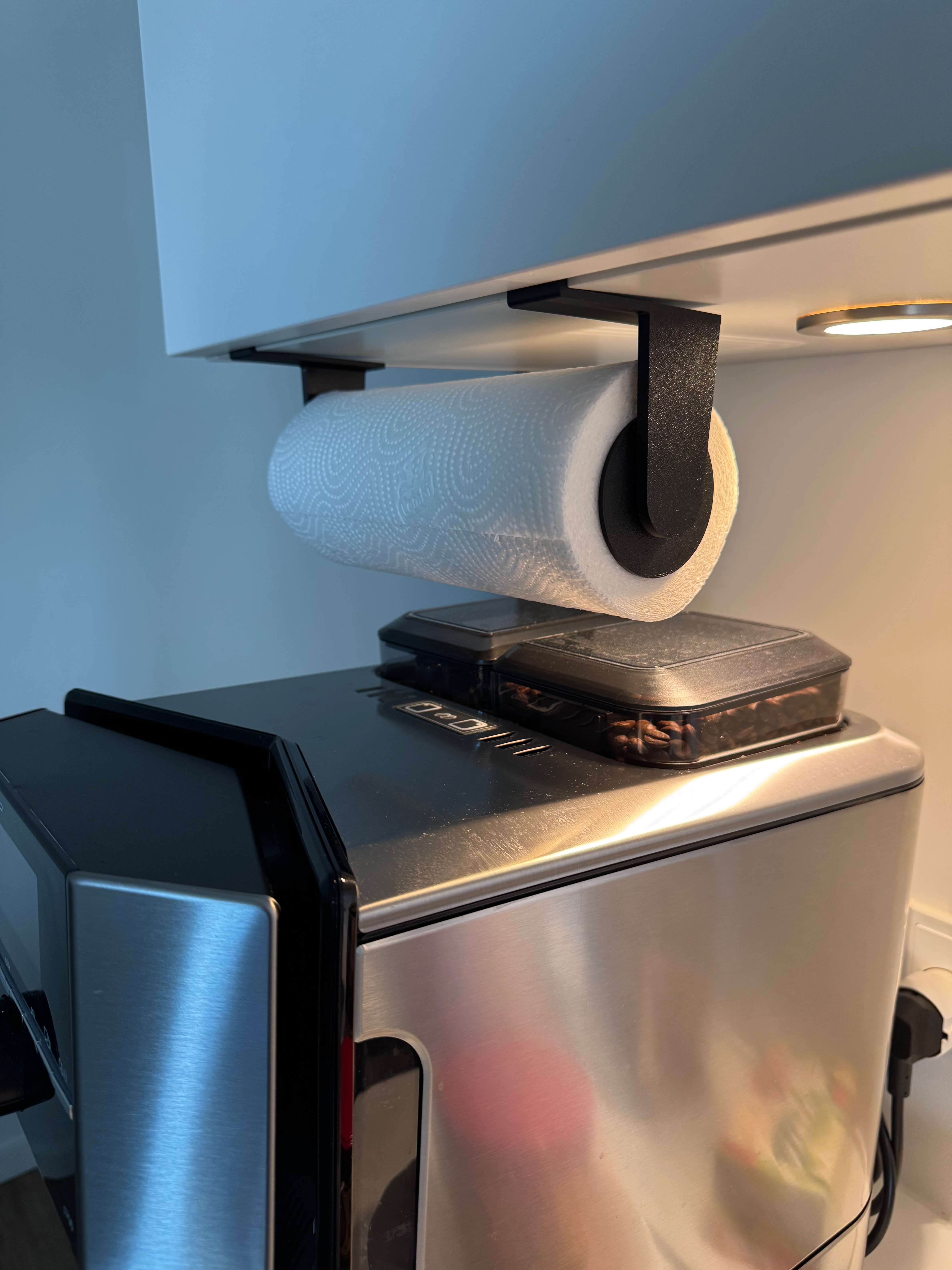 Kitchen roll holder