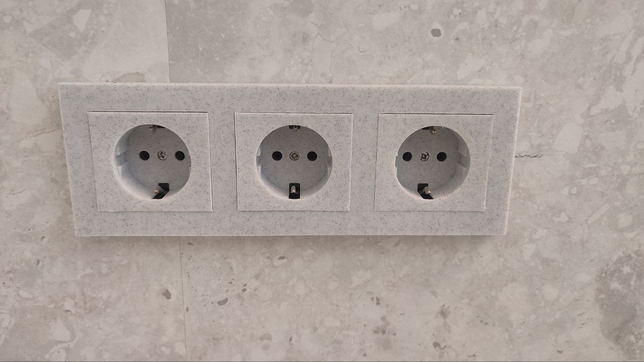 Miniatura 2 do modelo 3D wall power socket