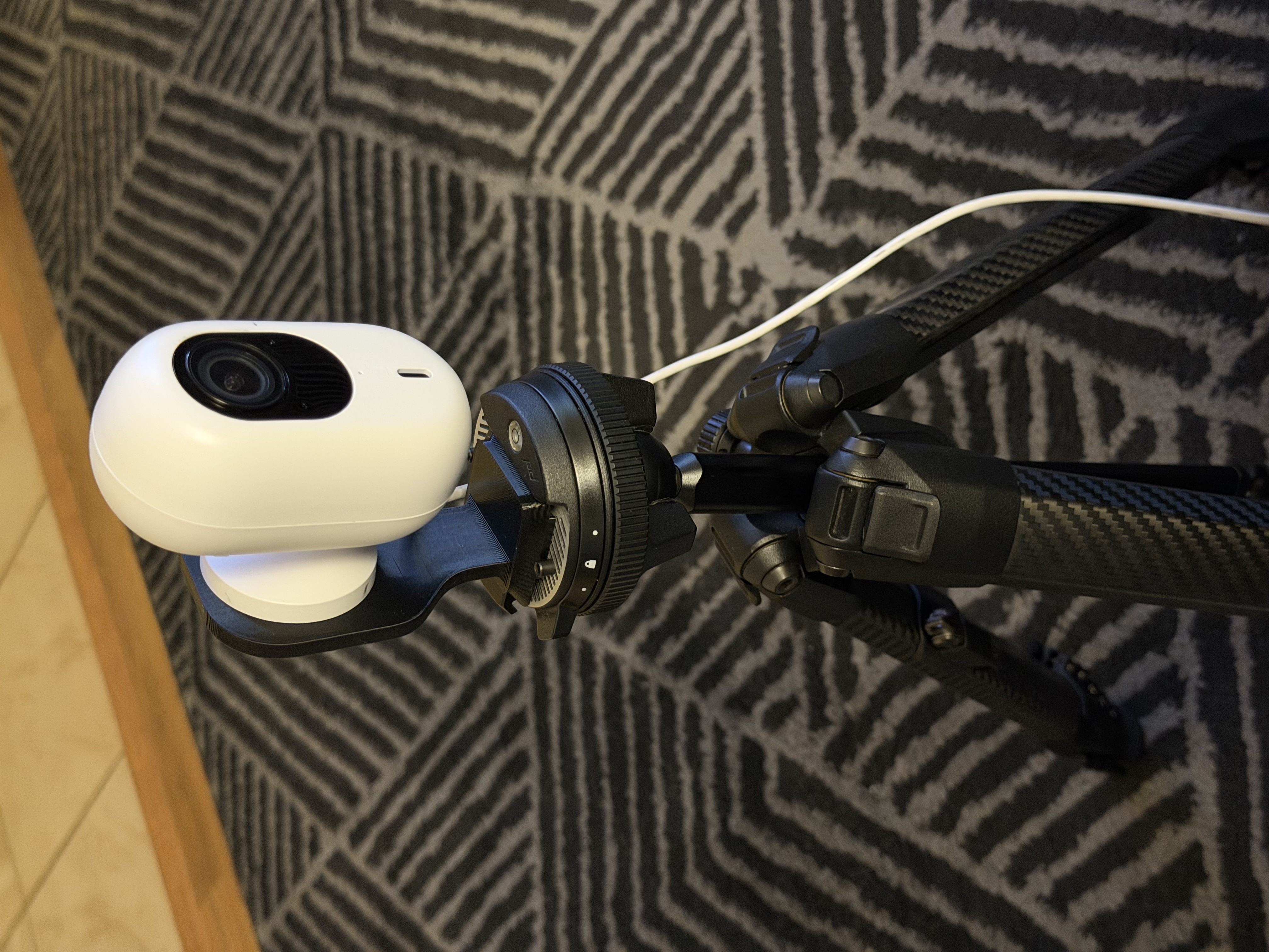 G4 instant mount for peak design tripod