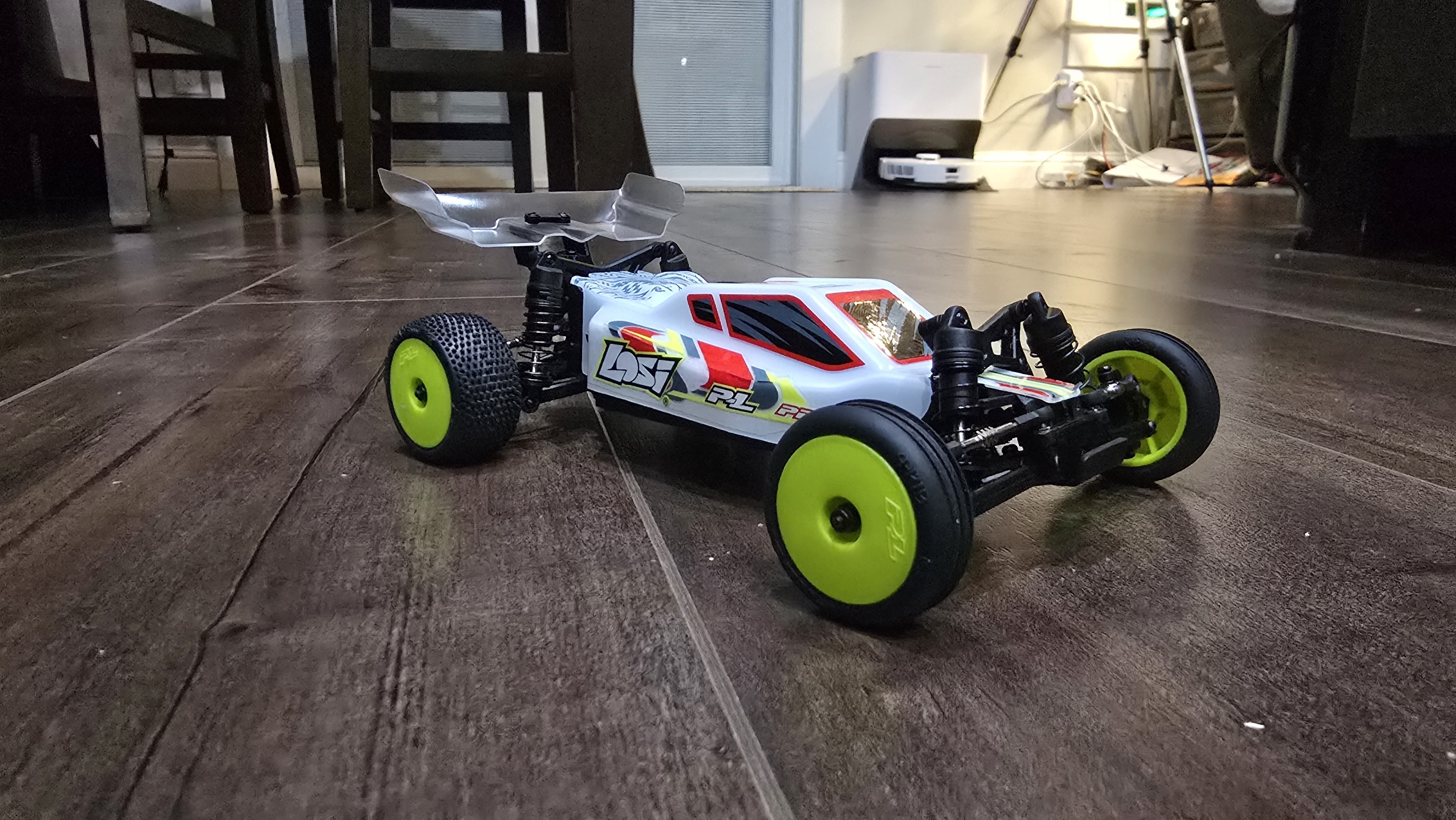 Losi Micro B Spoiler Riser