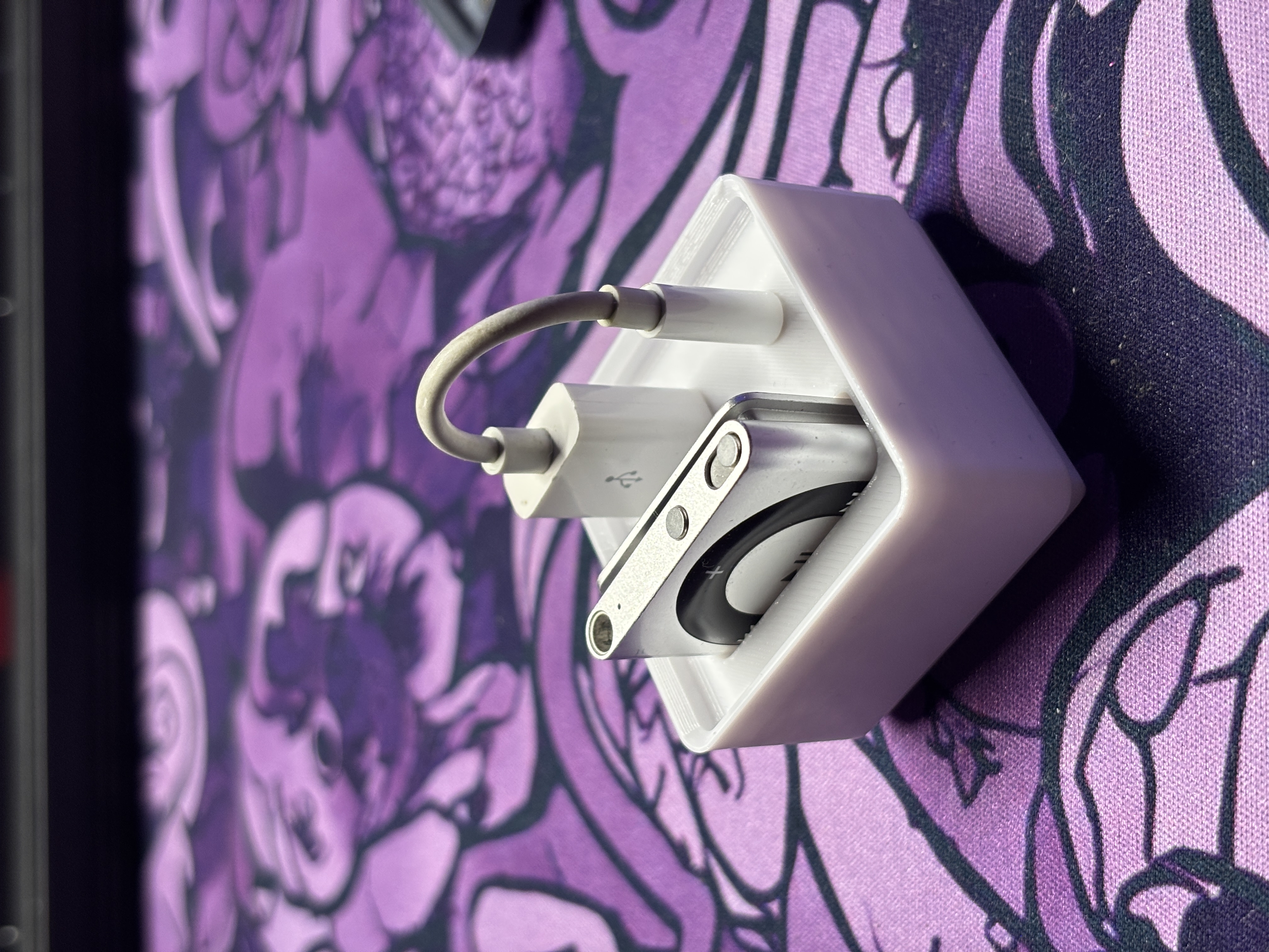 IPod Shuffle 4 Gridfinity case