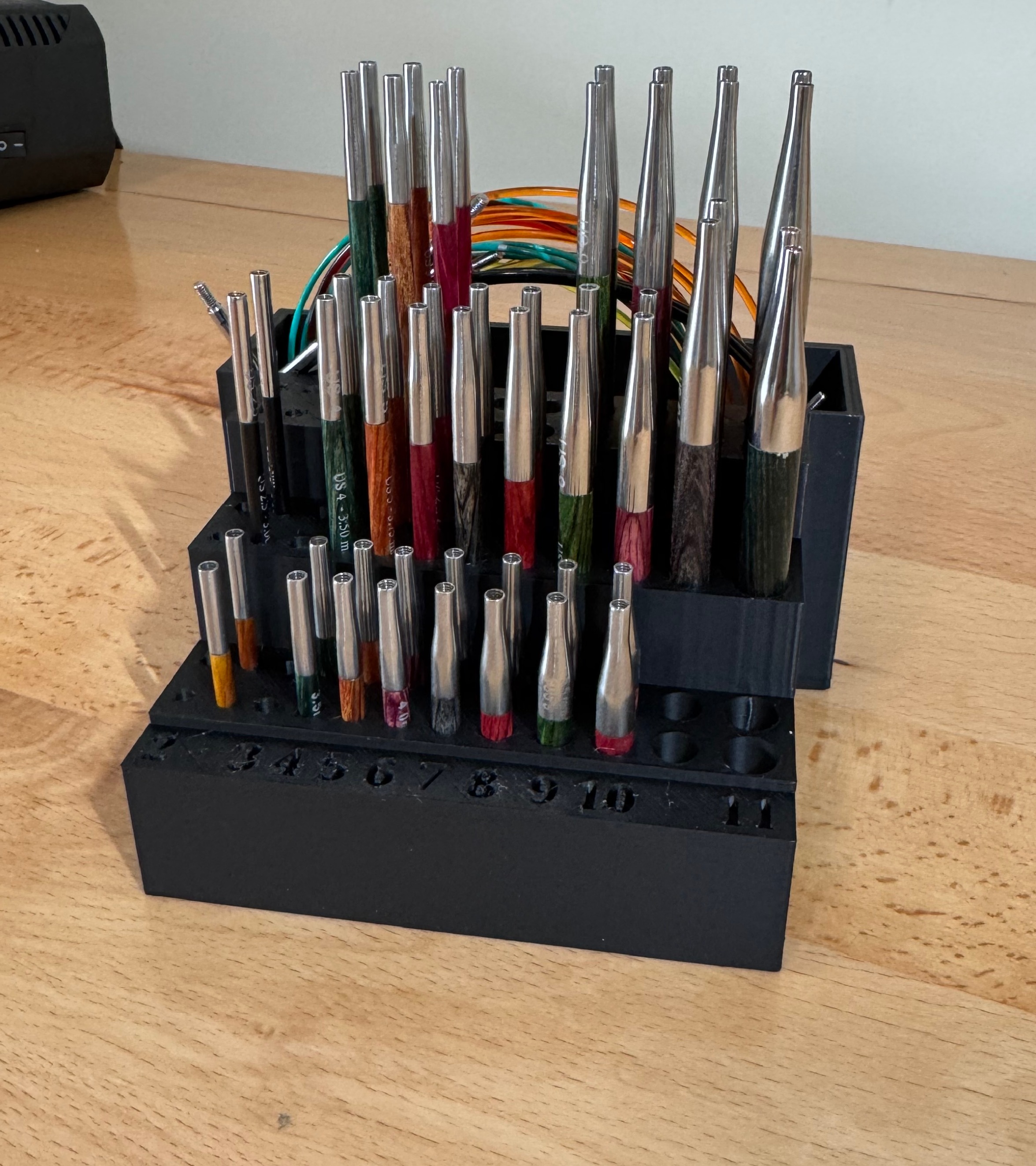 Interchangeable Knitting Needle Block