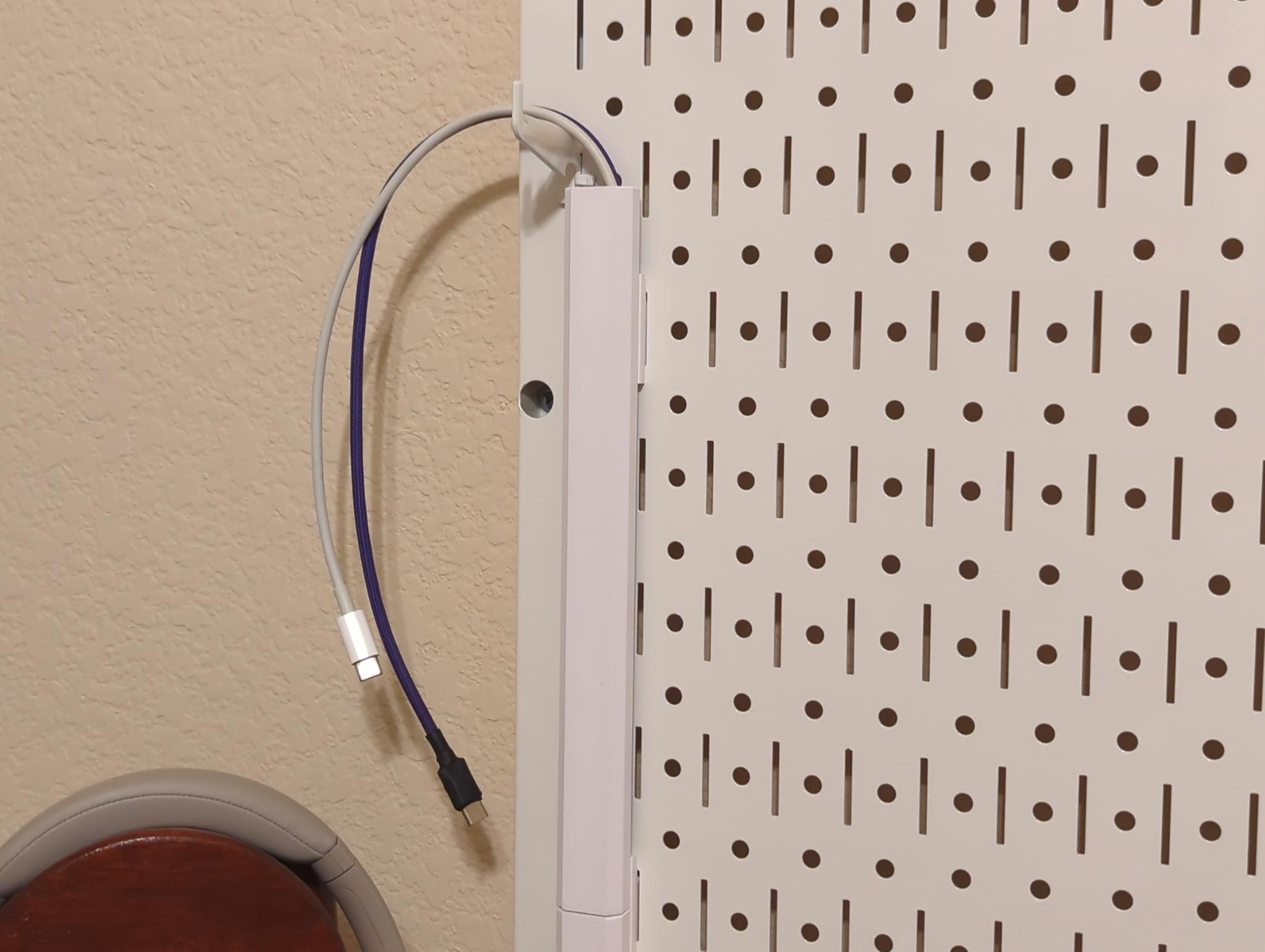 Underware + Wall Control cable channel base