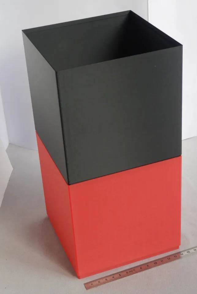 Box Würfel stapelbar, drei Größen. Stackable cube boxes, three sizes. by blechbude