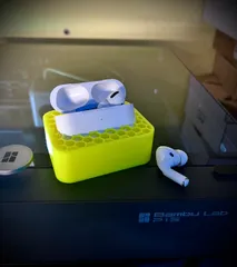 Honeycomb AirPods Pro holder