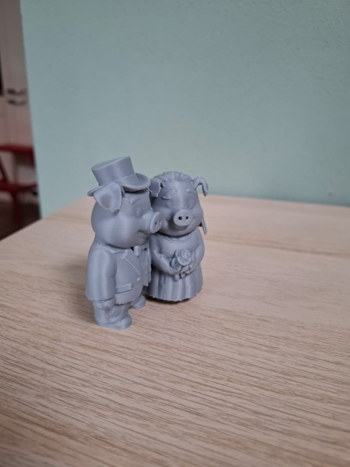 Ham & Marry – the cutest newly-pigged couple