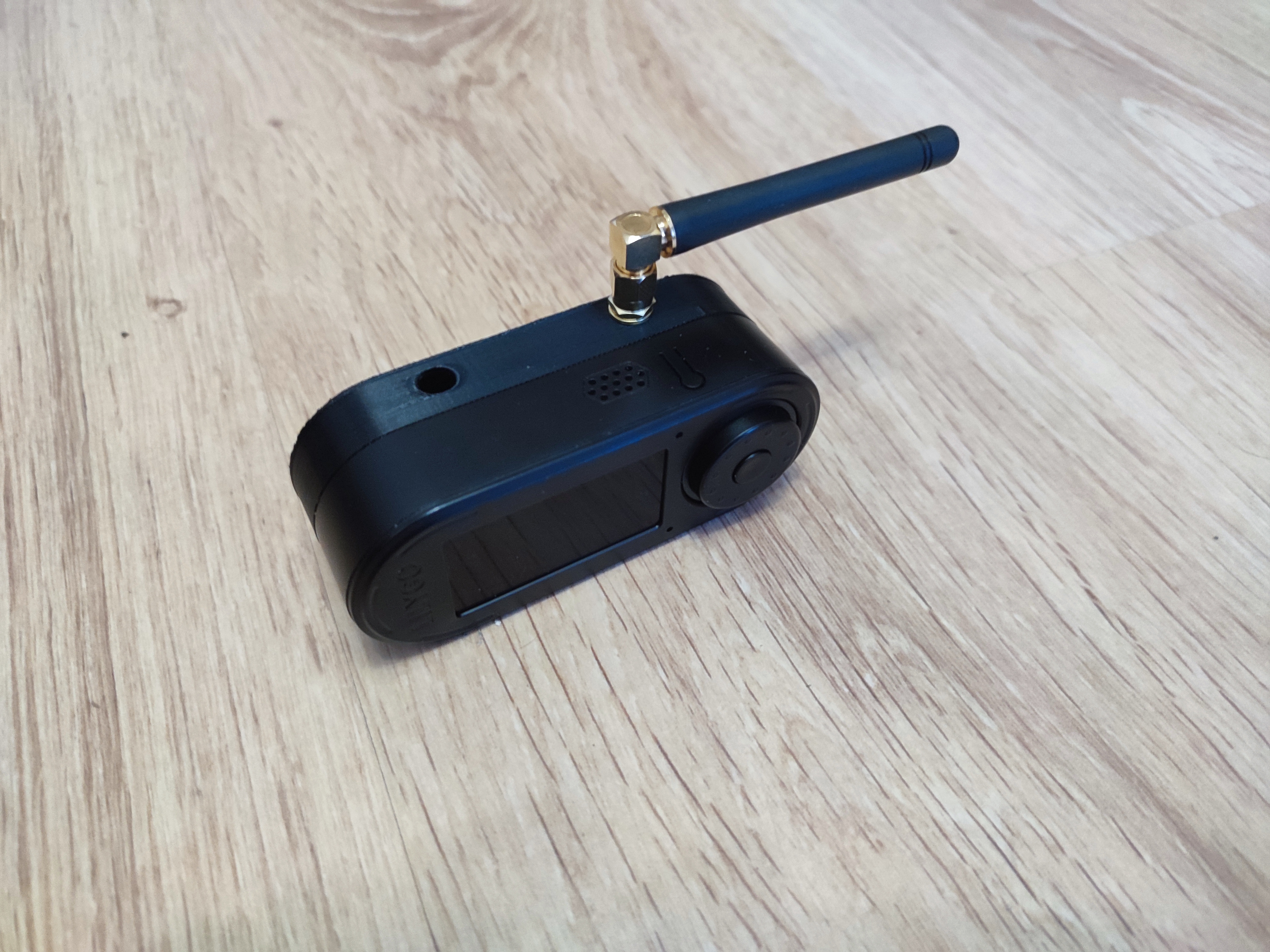 LilyGo T-Embed CC1101 back shell with external antennas and power switch